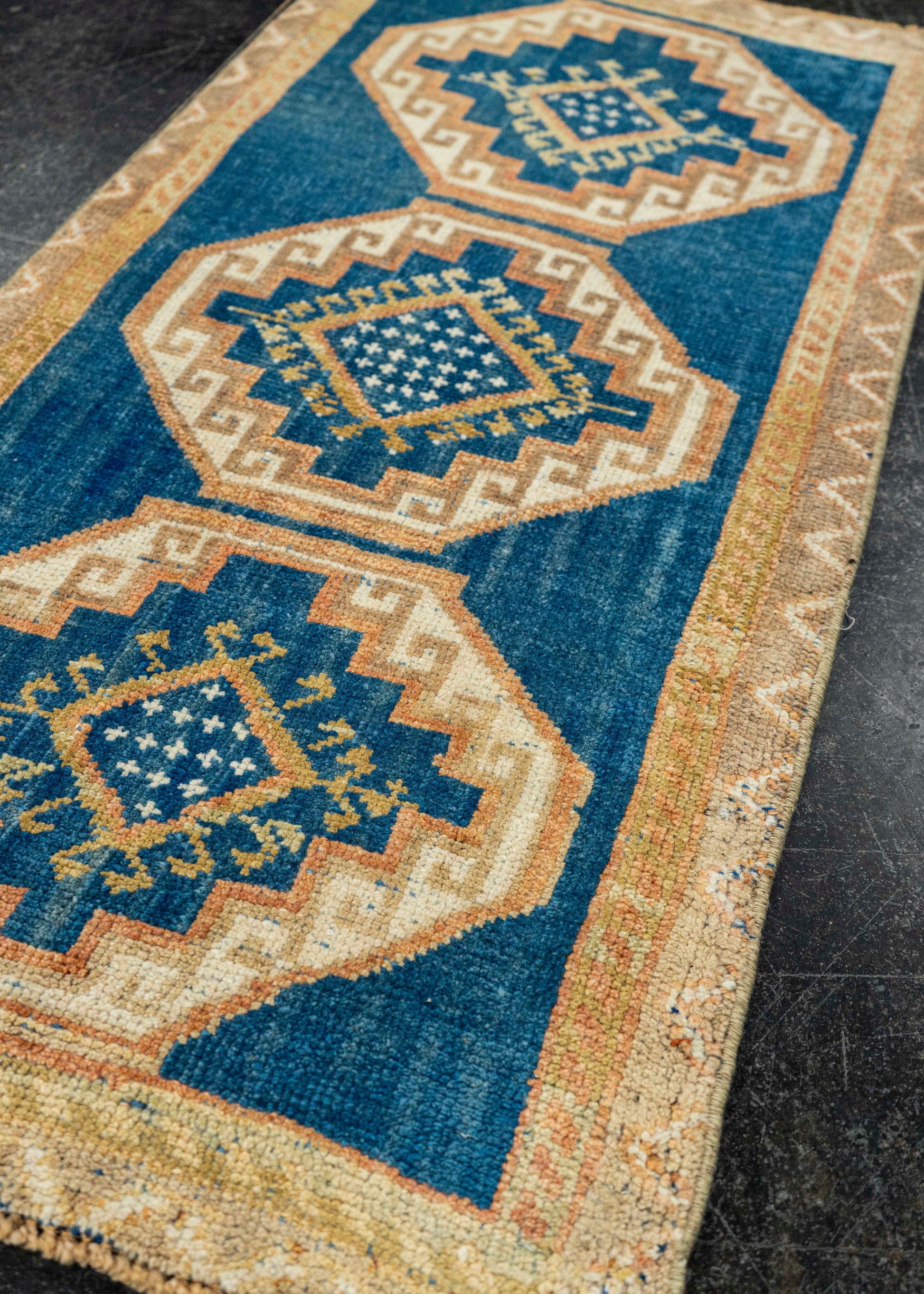 Turkish Yastik Rug  1'9" x  3'5" #22653