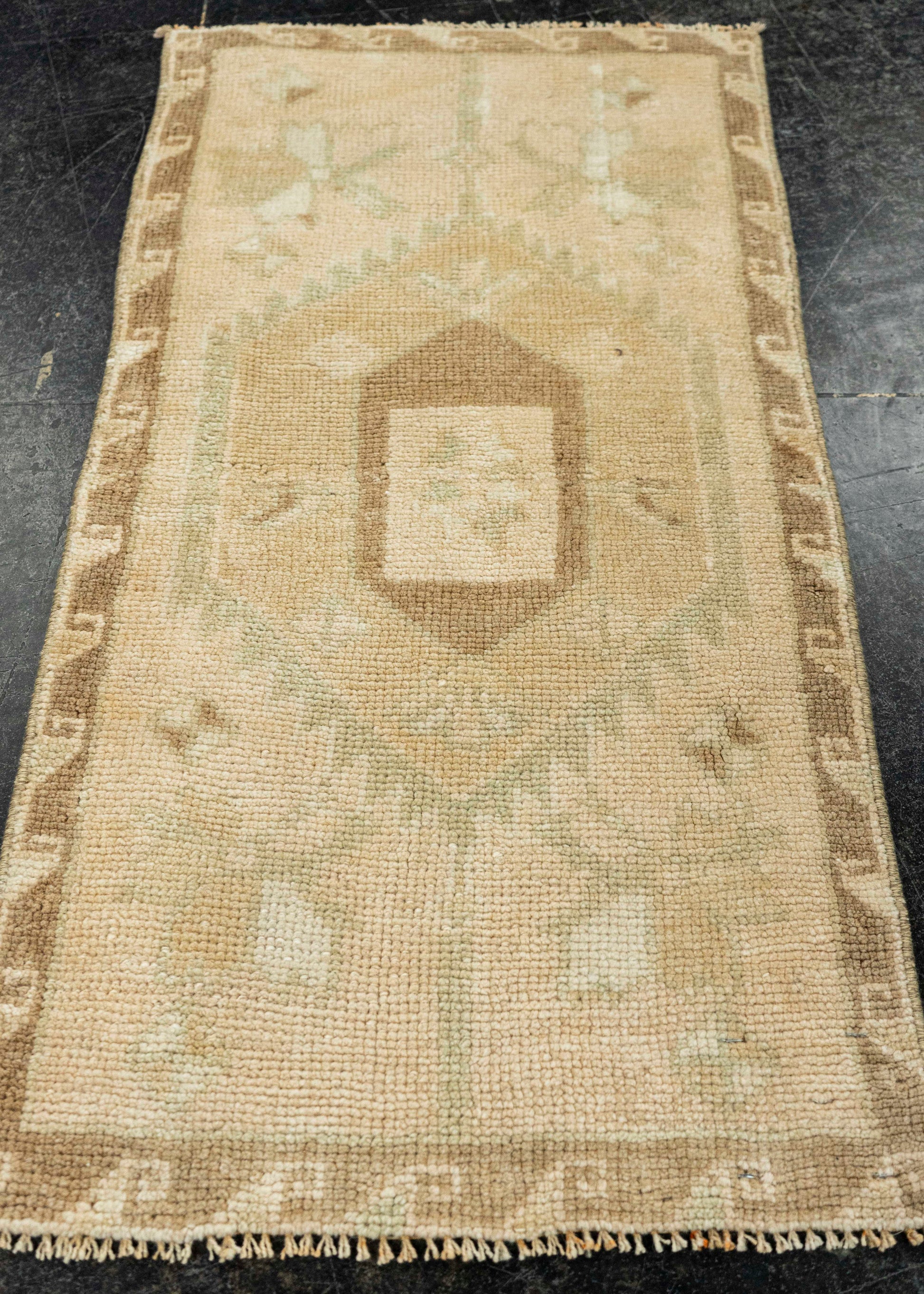 Turkish Yastik Rug  1'5" x  2'11" #22669