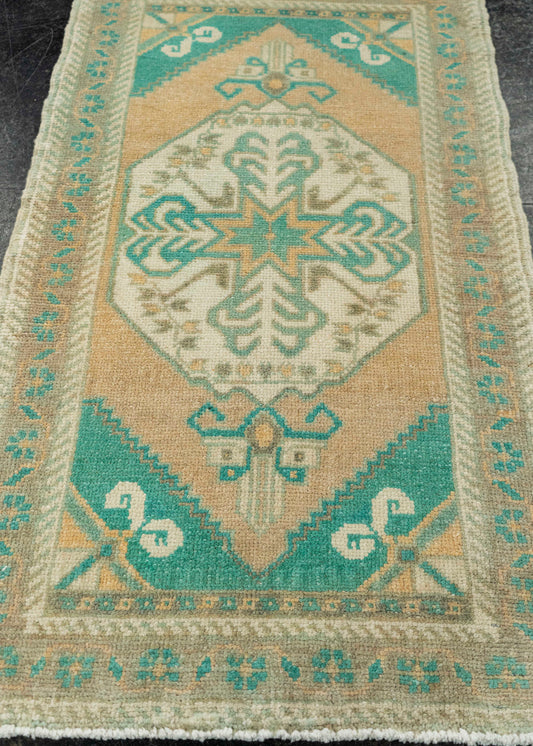 Turkish Yastik Rug  1'10" x  3'3" #22633