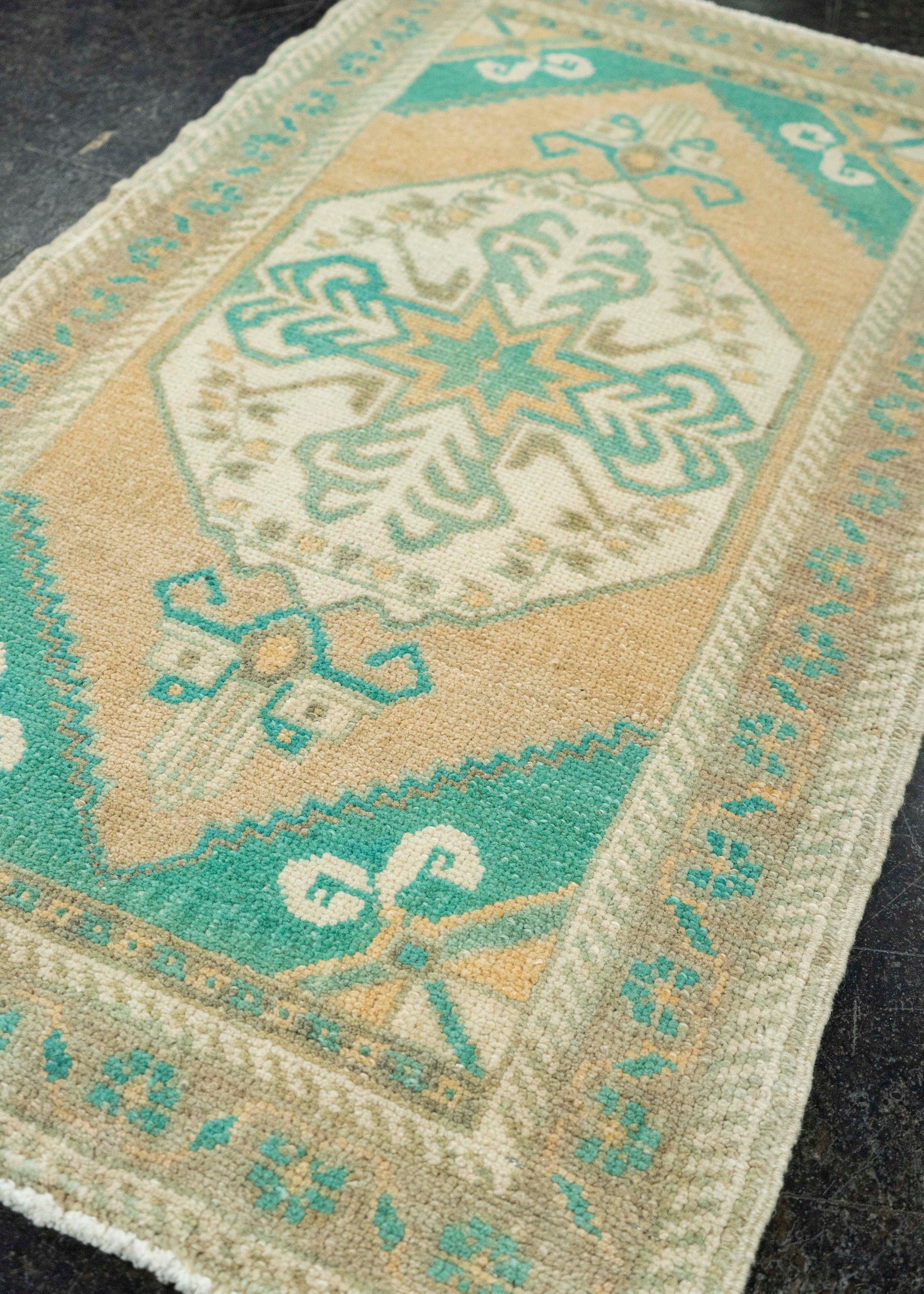 Turkish Yastik Rug  1'10" x  3'3" #22633