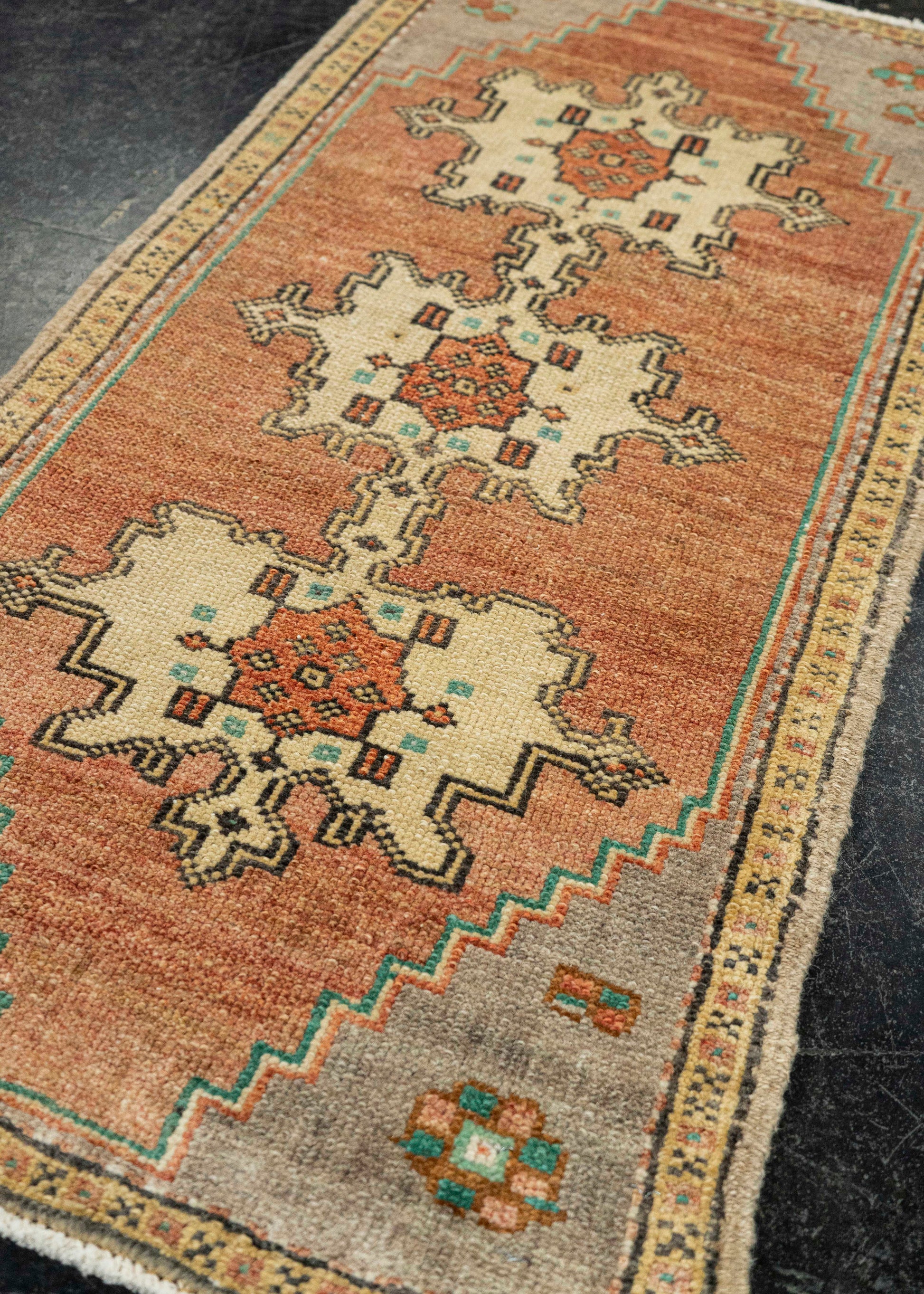 Turkish Yastik Rug  1'8" x  3'3" #22630