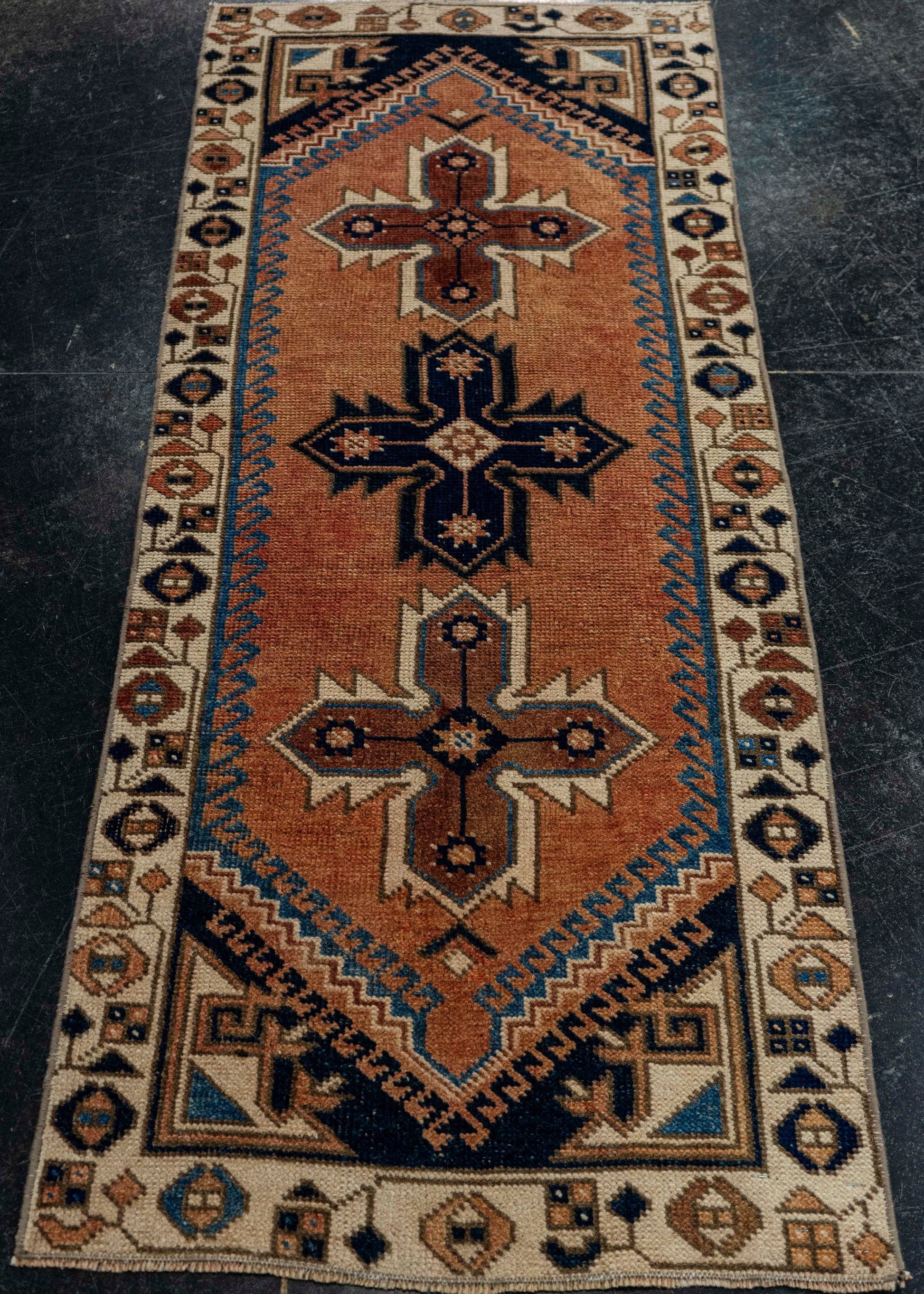 Turkish Vintage Rug  2' x 5'1" #20712