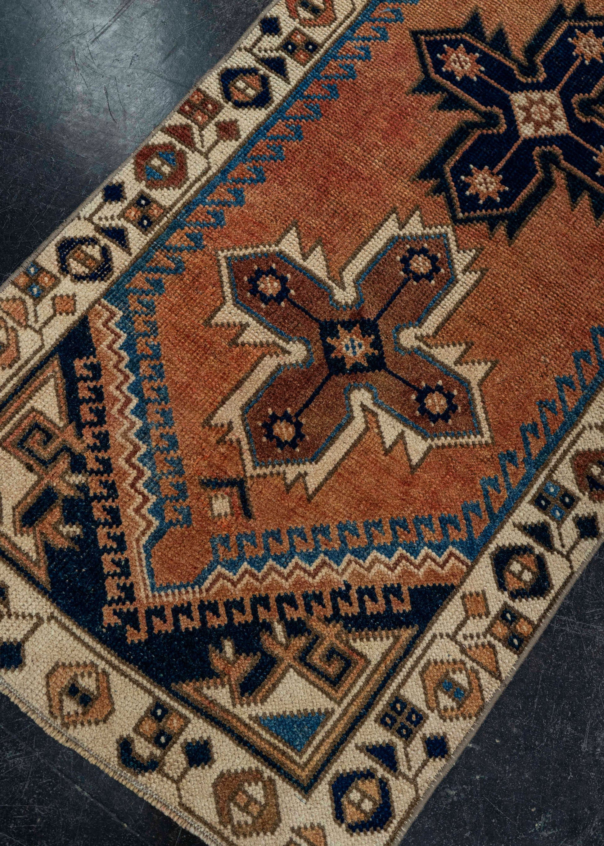 Turkish Vintage Rug  2' x 5'1" #20712