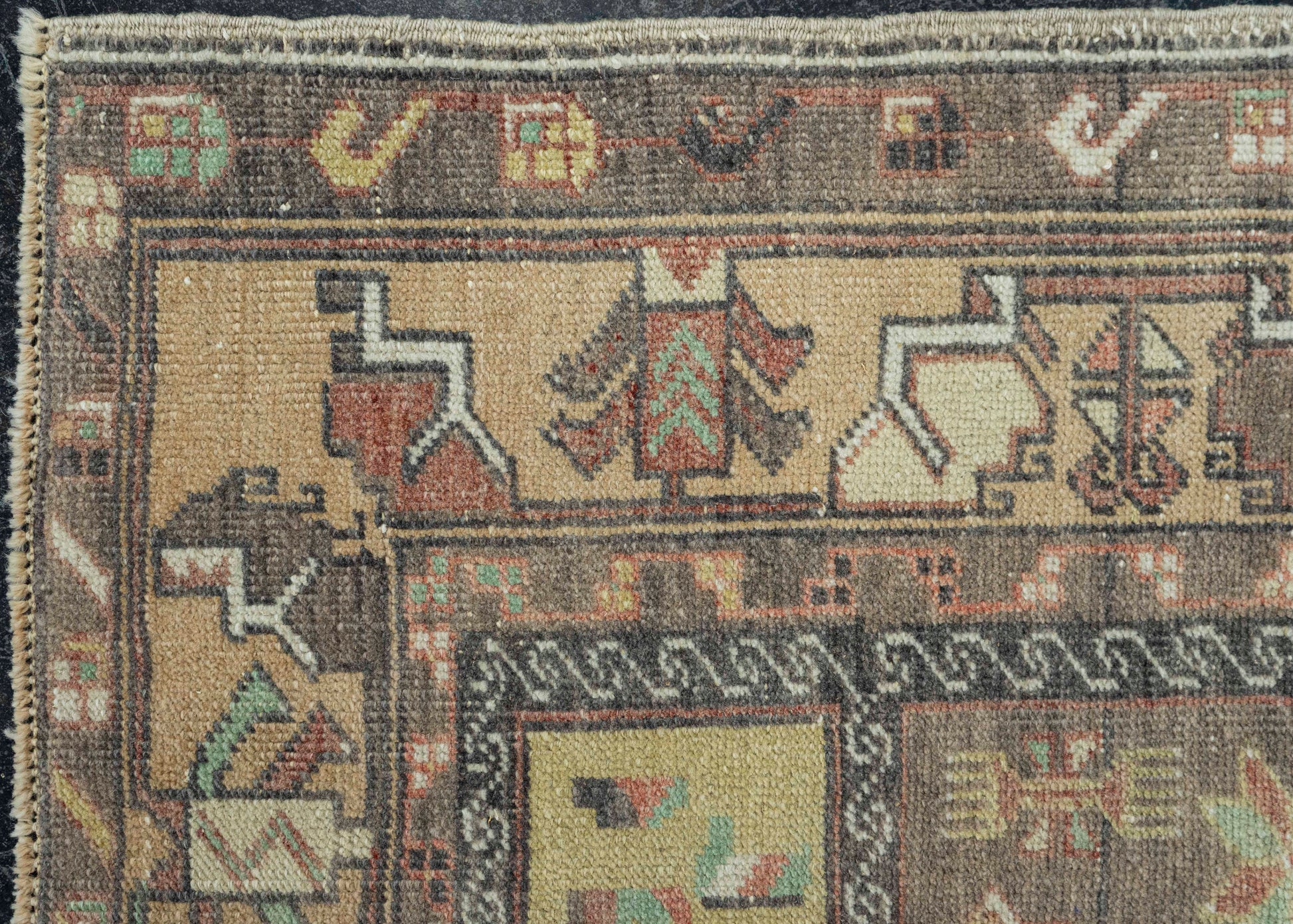 Turkish Vintage Rug  3'5" x 5'11" #20683