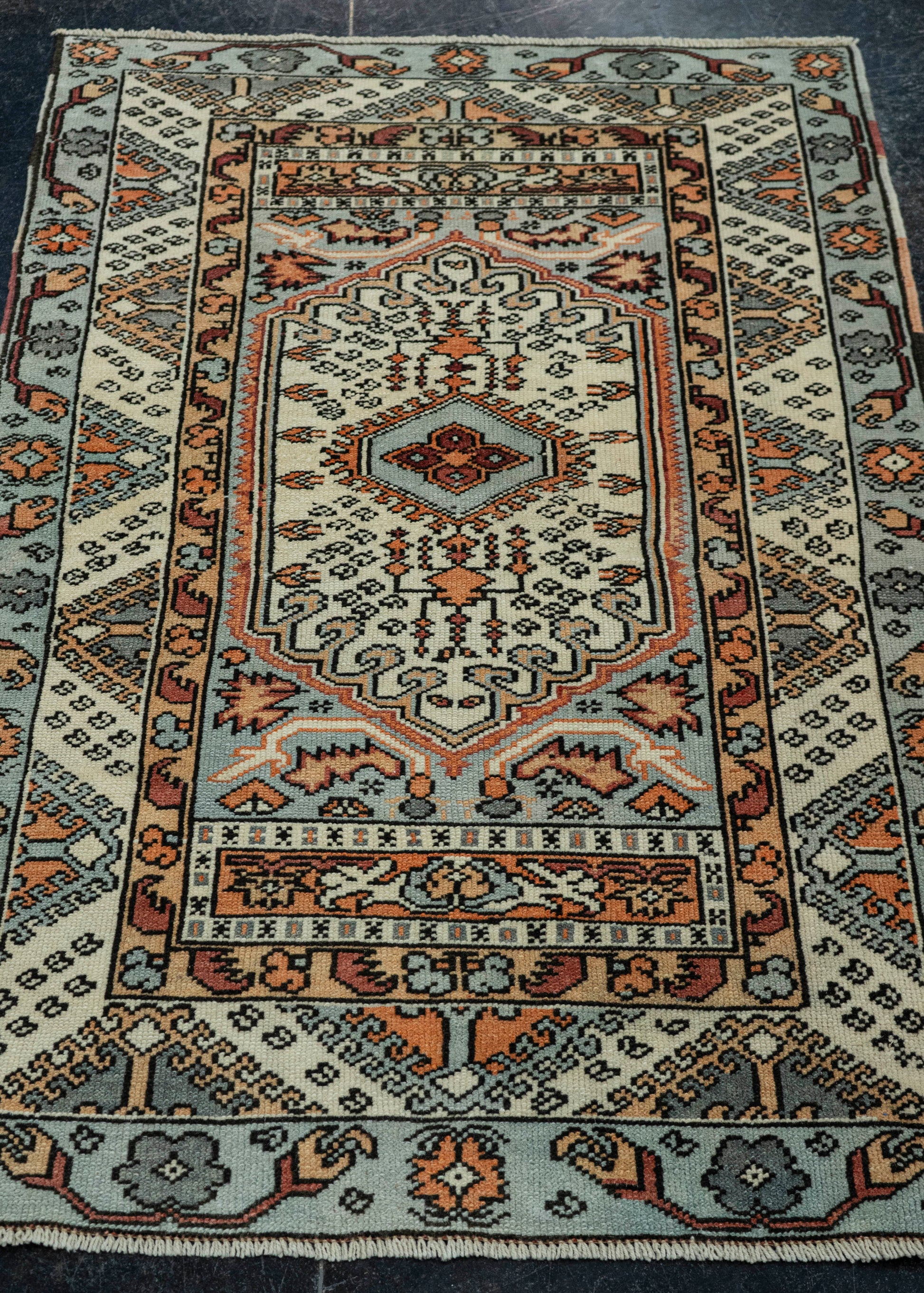 Turkish Vintage Rug  2'7" x 4' #20551