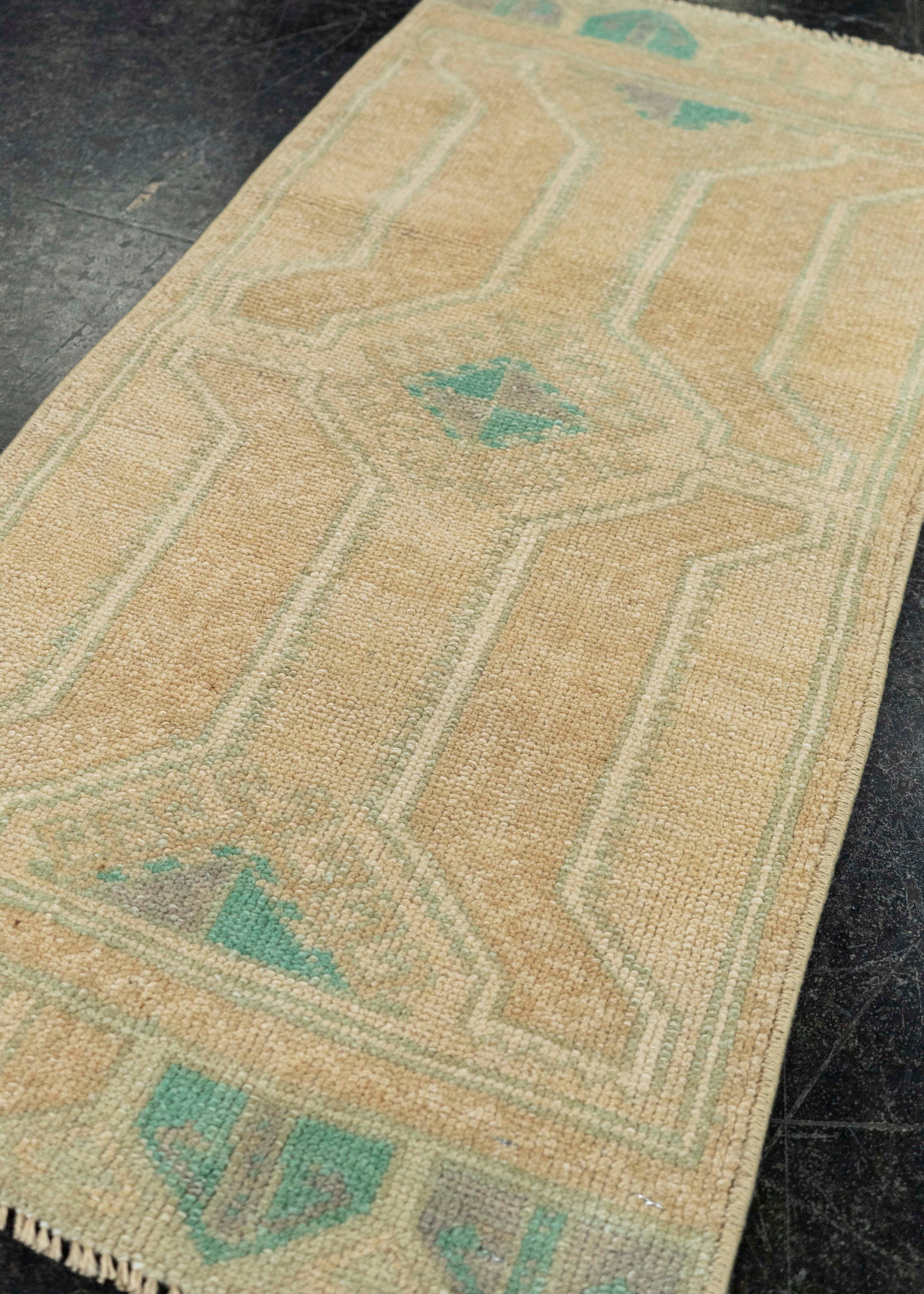 Turkish Yastik Rug  1'5" x  2'11" #22617