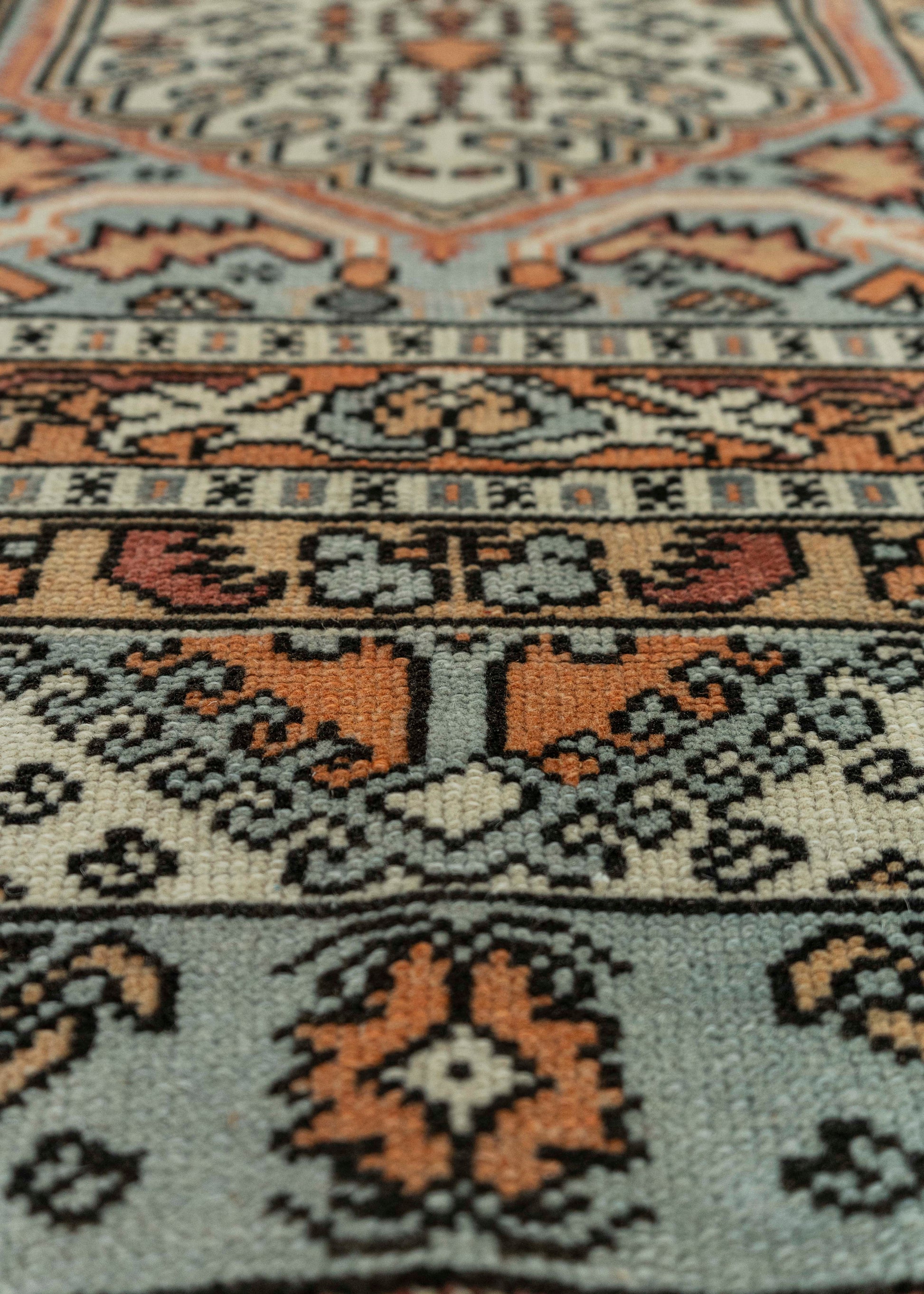 Turkish Vintage Rug  2'7" x 4' #20551
