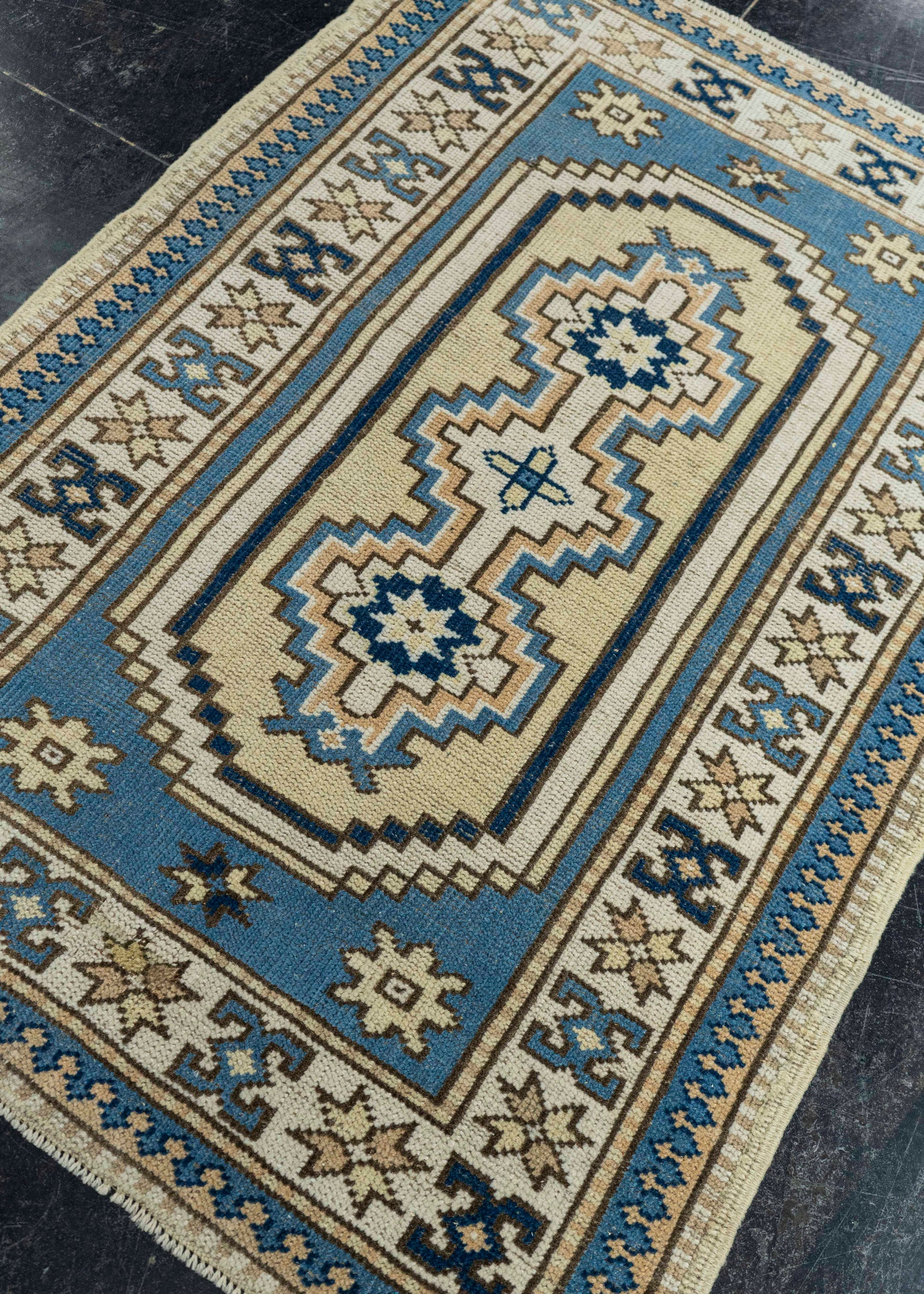 Turkish Vintage Rug  2'11" x 4'2" #20567
