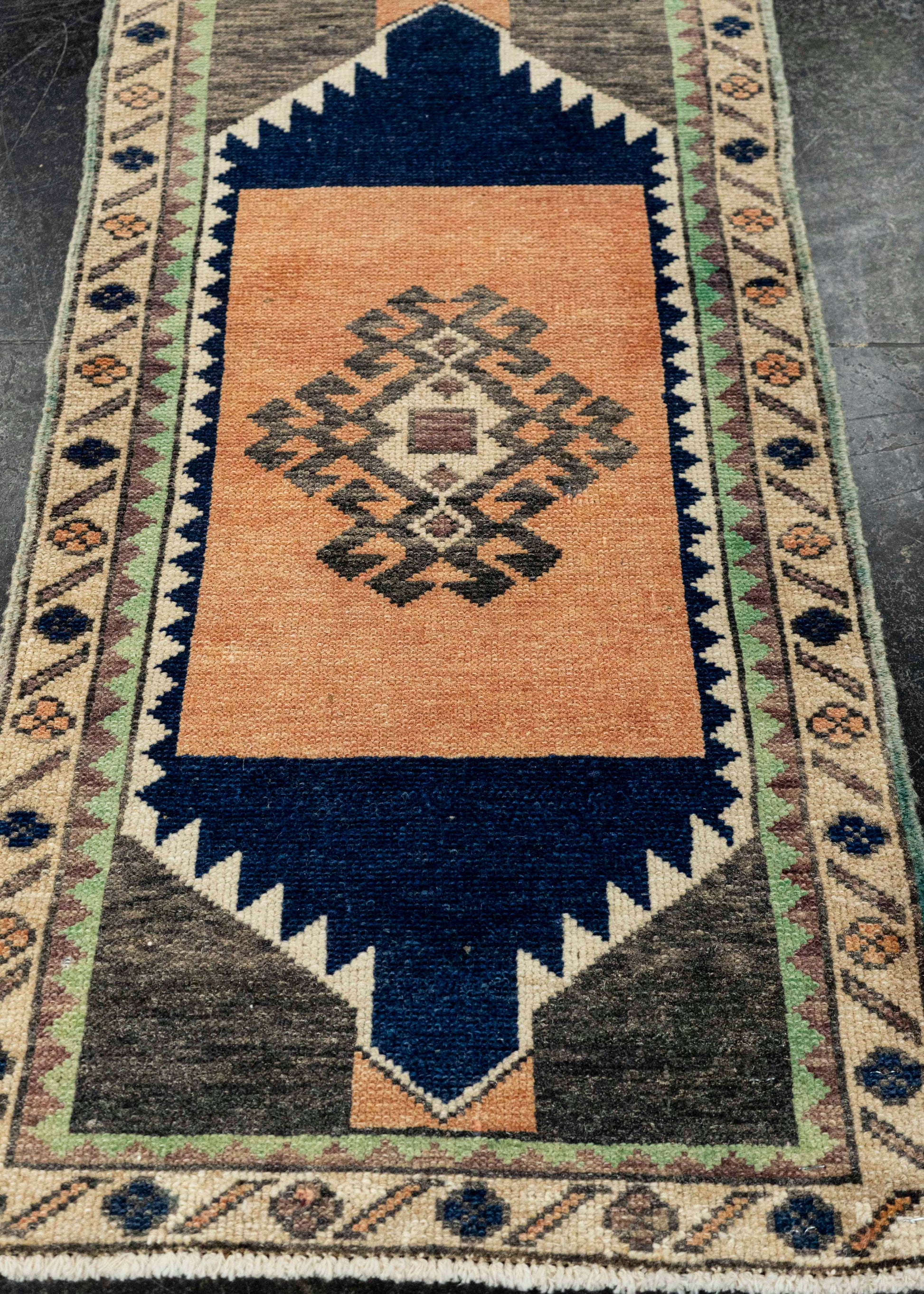 Turkish Yastik Rug  1'6" x  2'11" #22568