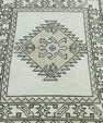 Turkish Vintage Rug  2'6" x 3'5" #20672