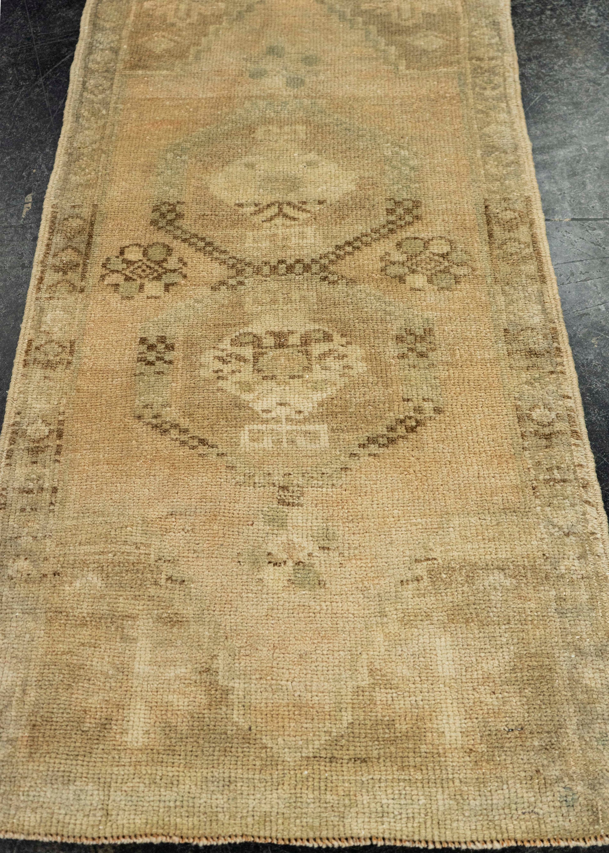 Turkish Yastik Rug  1'8" x  3'5" #22026