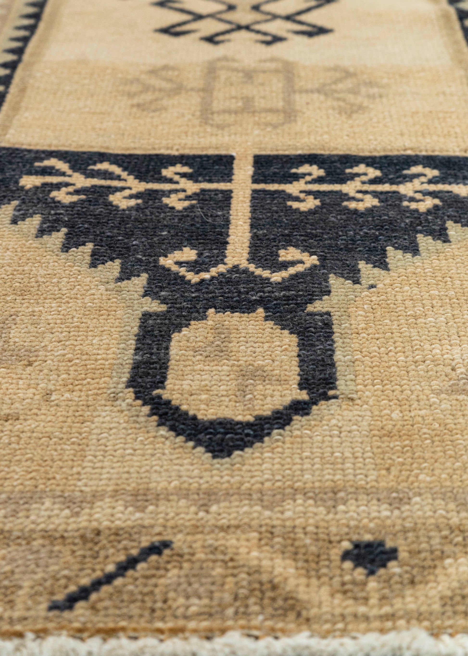 Turkish Yastik Rug  1'9" x  3'9" #22551