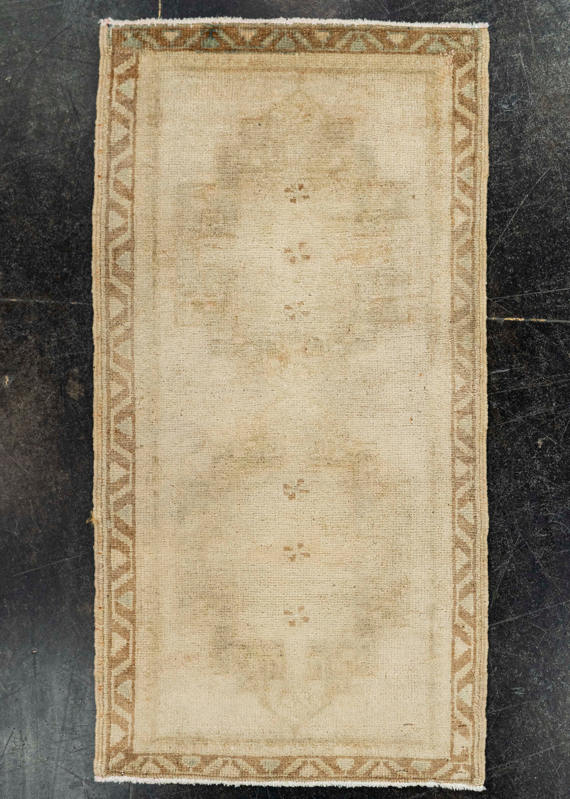 Turkish Yastik Rug  1'7" x  3' #22055