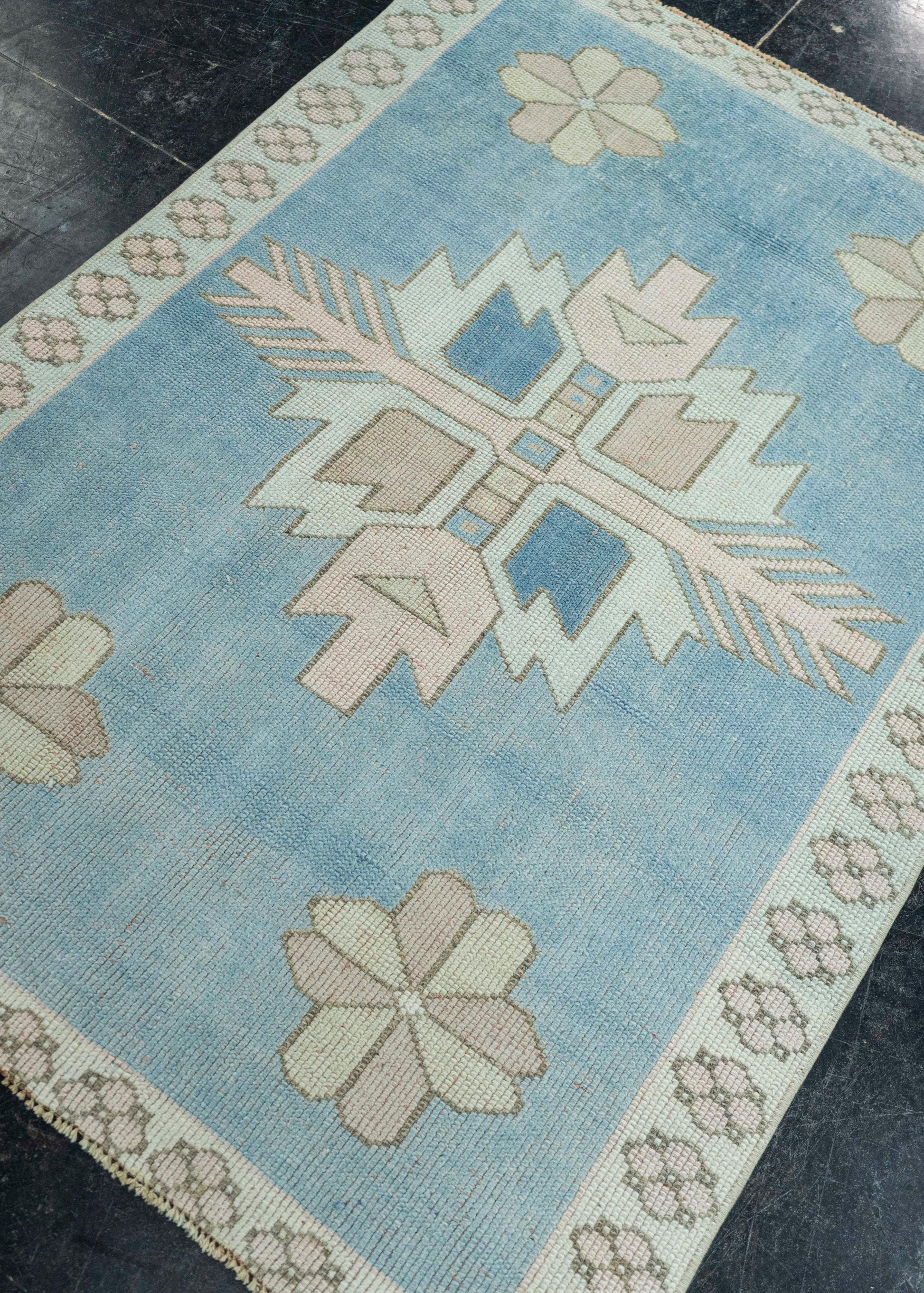 Turkish Vintage Rug  3'4" x 4'8" #20693