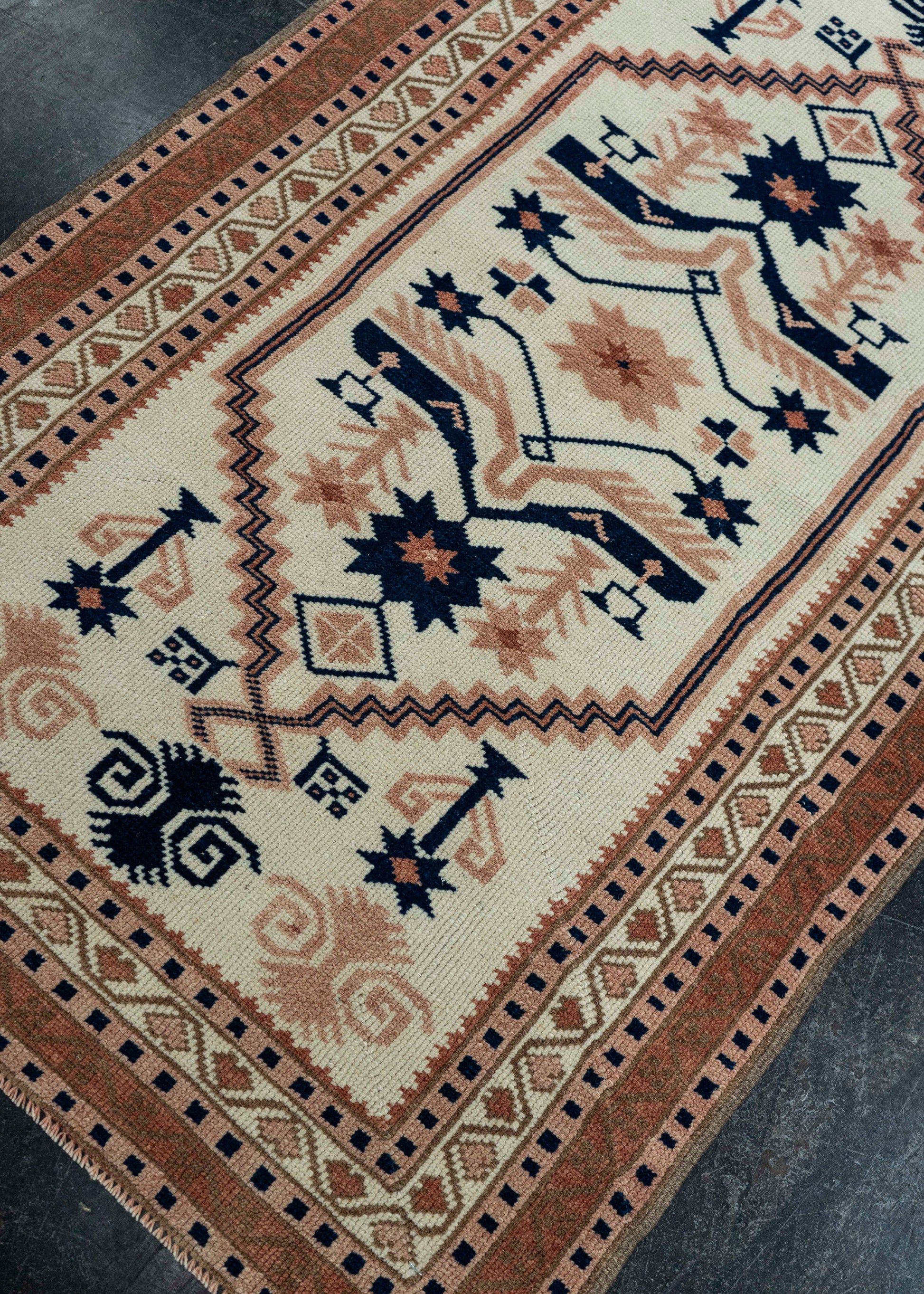 Turkish Vintage Rug  2'8" x 4'5" #20692