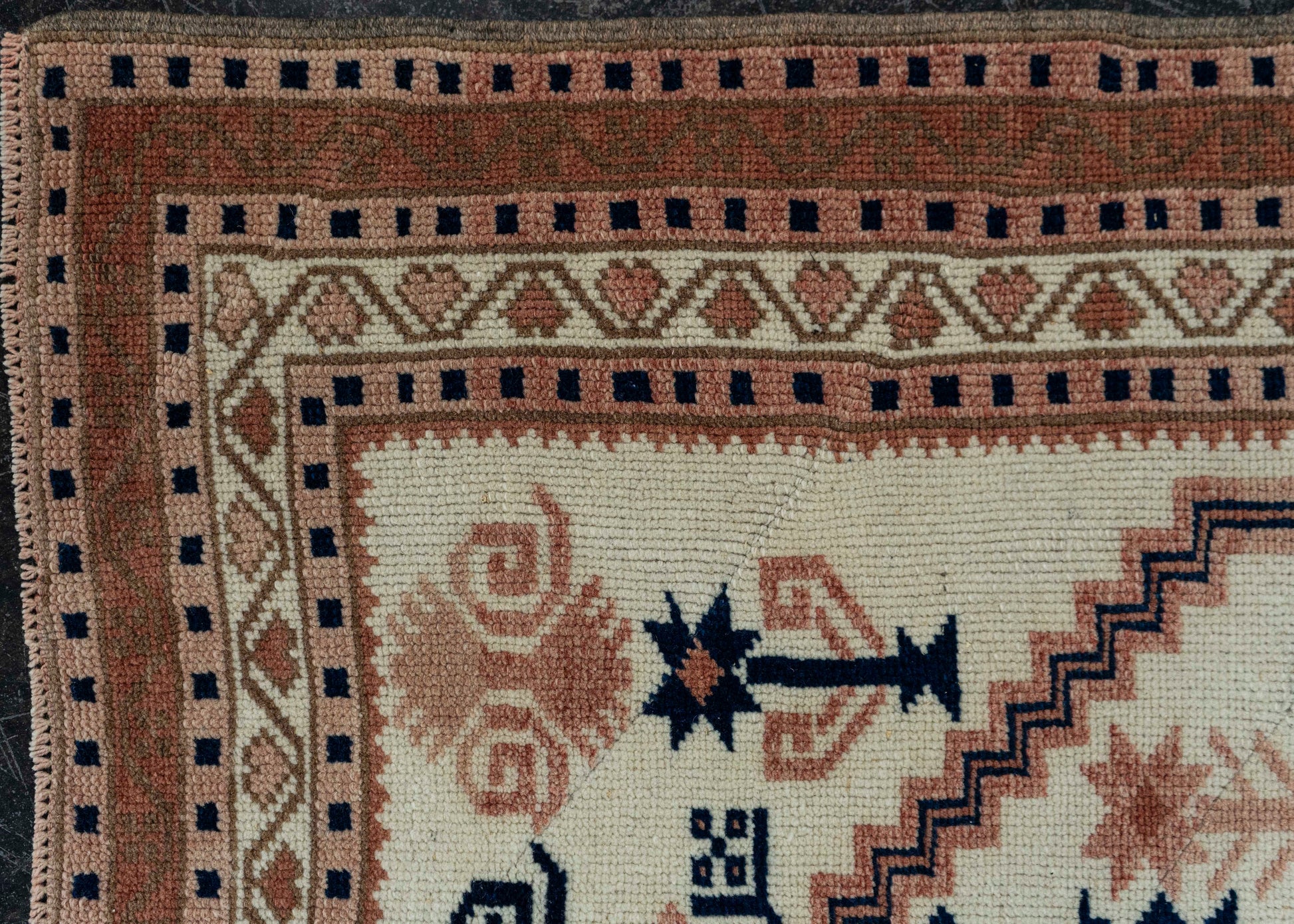 Turkish Vintage Rug  2'8" x 4'5" #20692