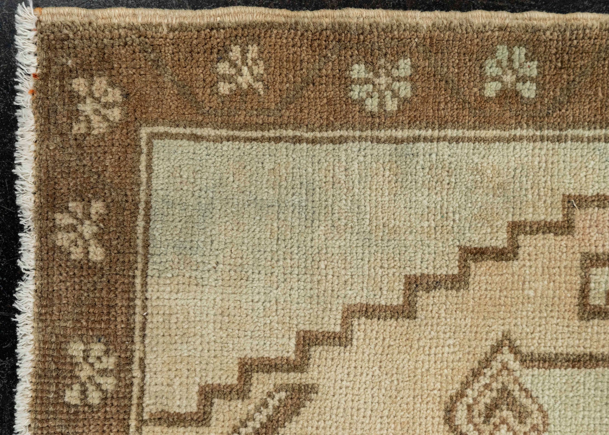 Turkish Yastik Rug  1'8" x  3'6" #22012