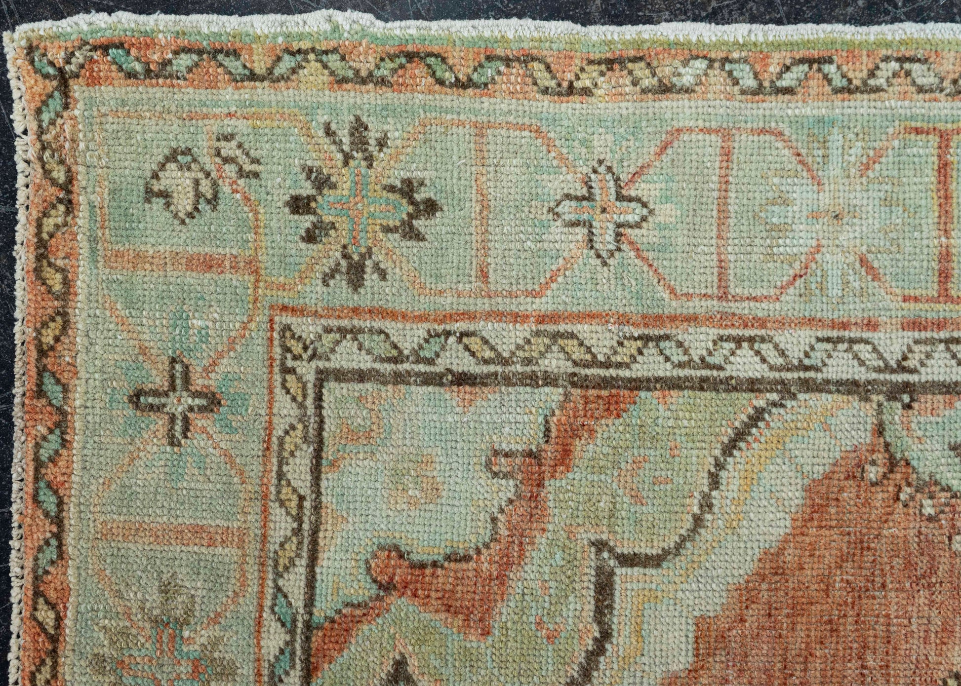 Turkish Vintage Rug  3'1" x 5'7" #20690