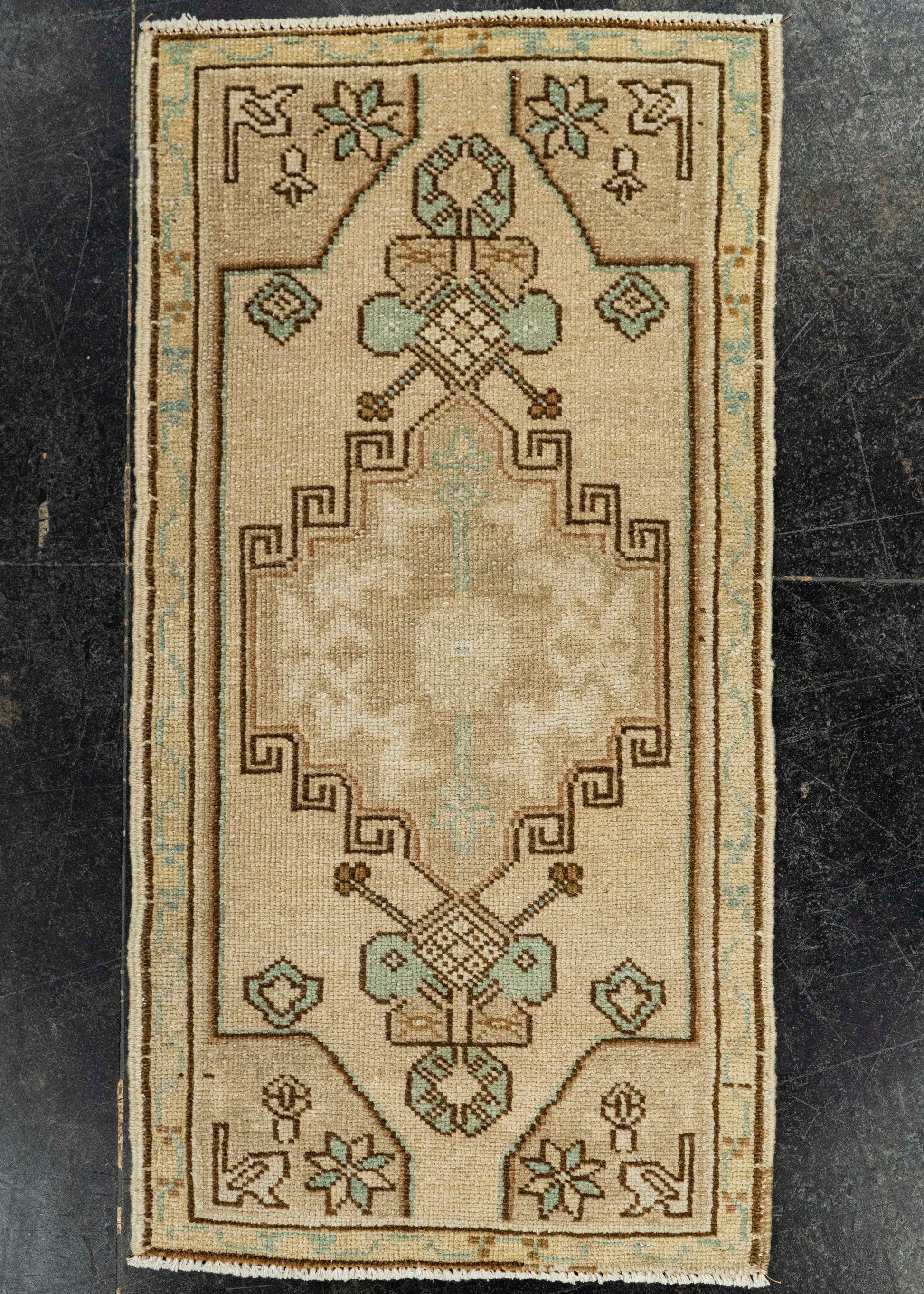 Turkish Yastik Rug  1'8" x  3'0" #22549