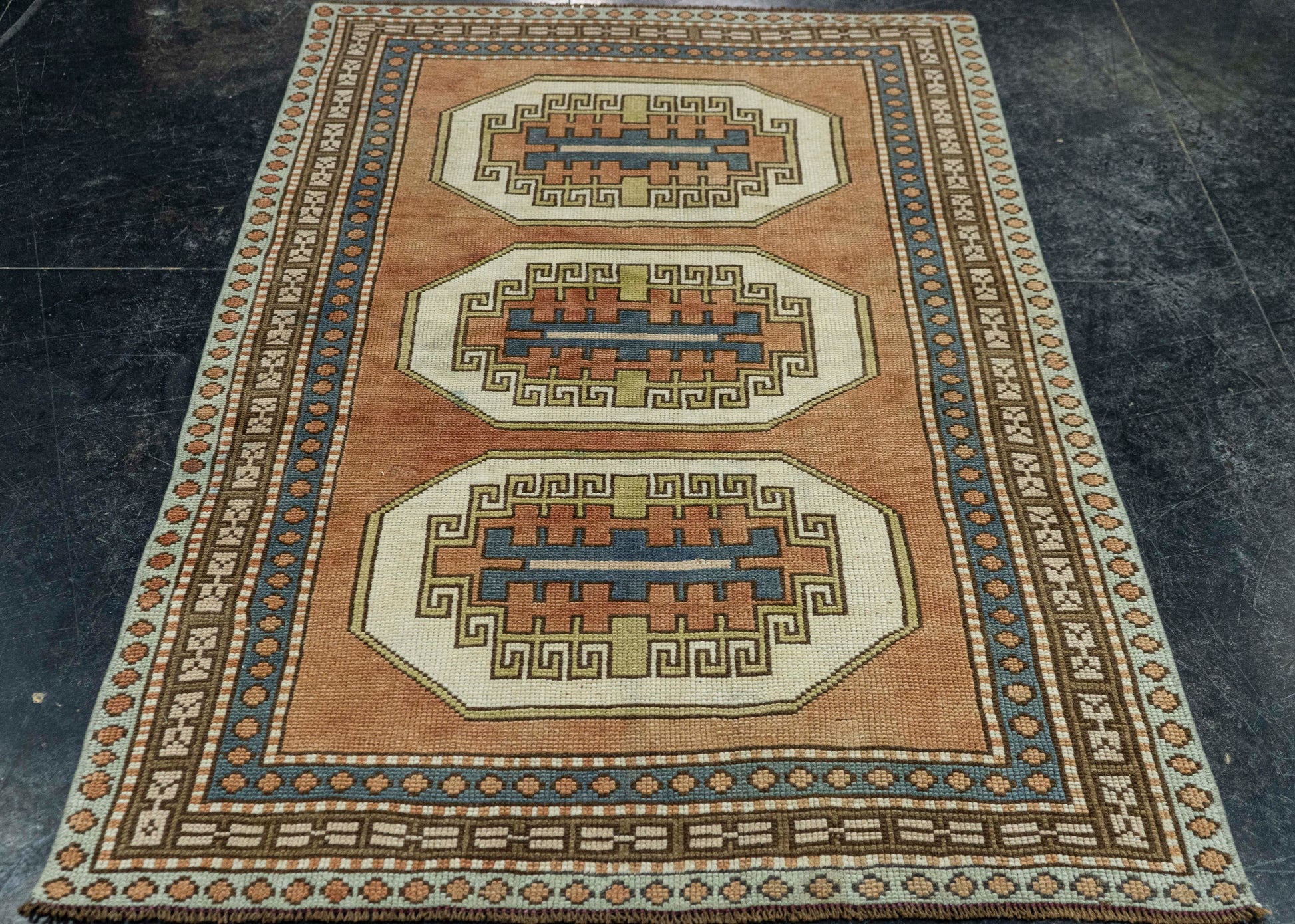 Turkish Vintage Rug  3'6" x 5'7" #20556