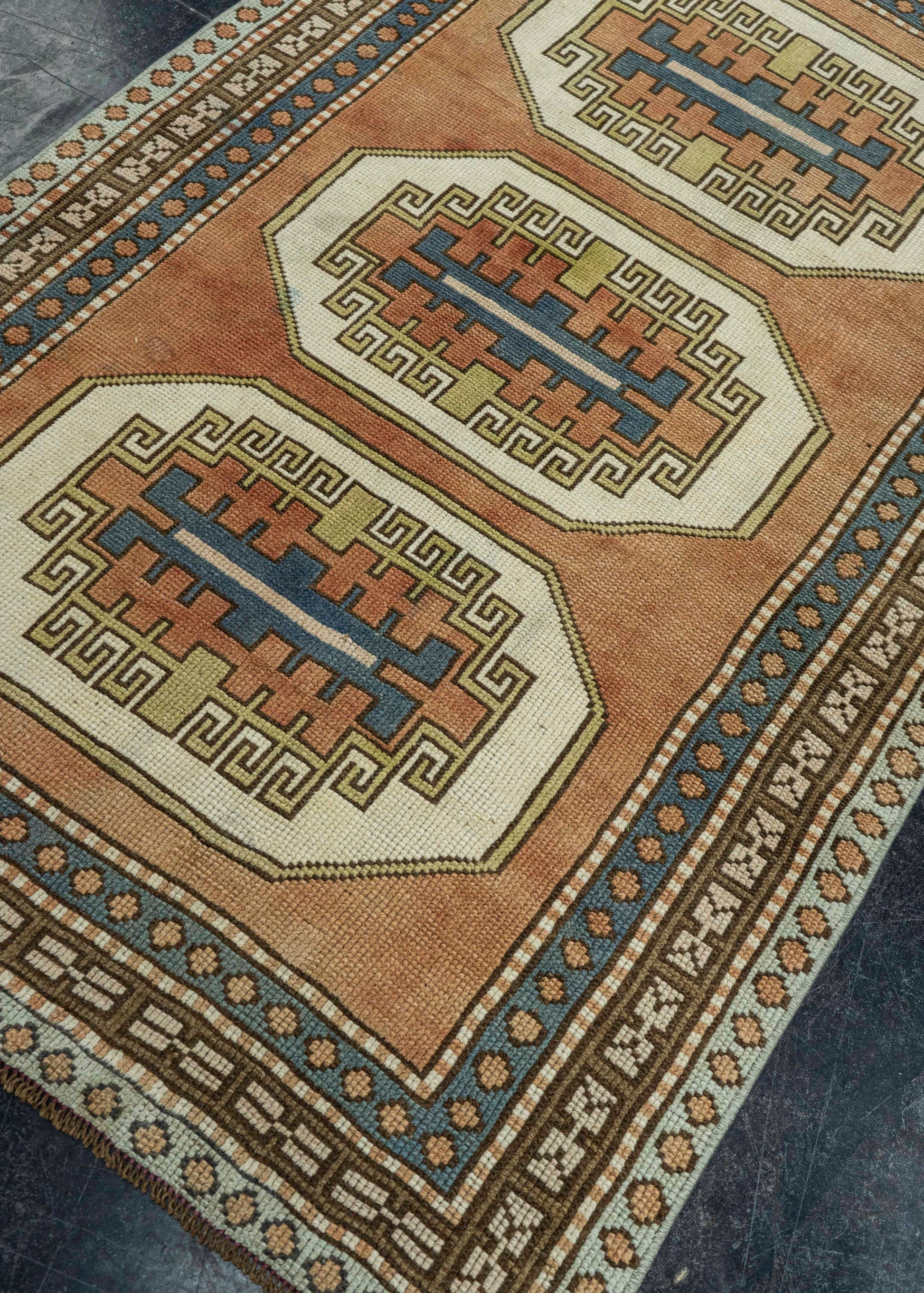 Turkish Vintage Rug  3'6" x 5'7" #20556