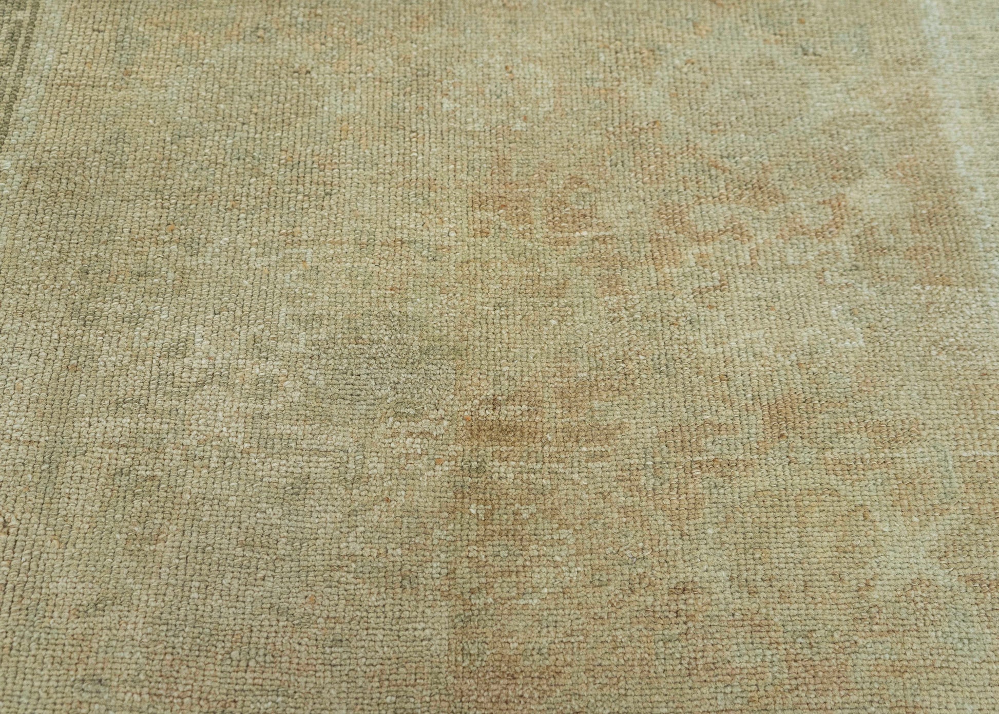 Turkish Vintage Rug  2'9" x 5'10" #20674