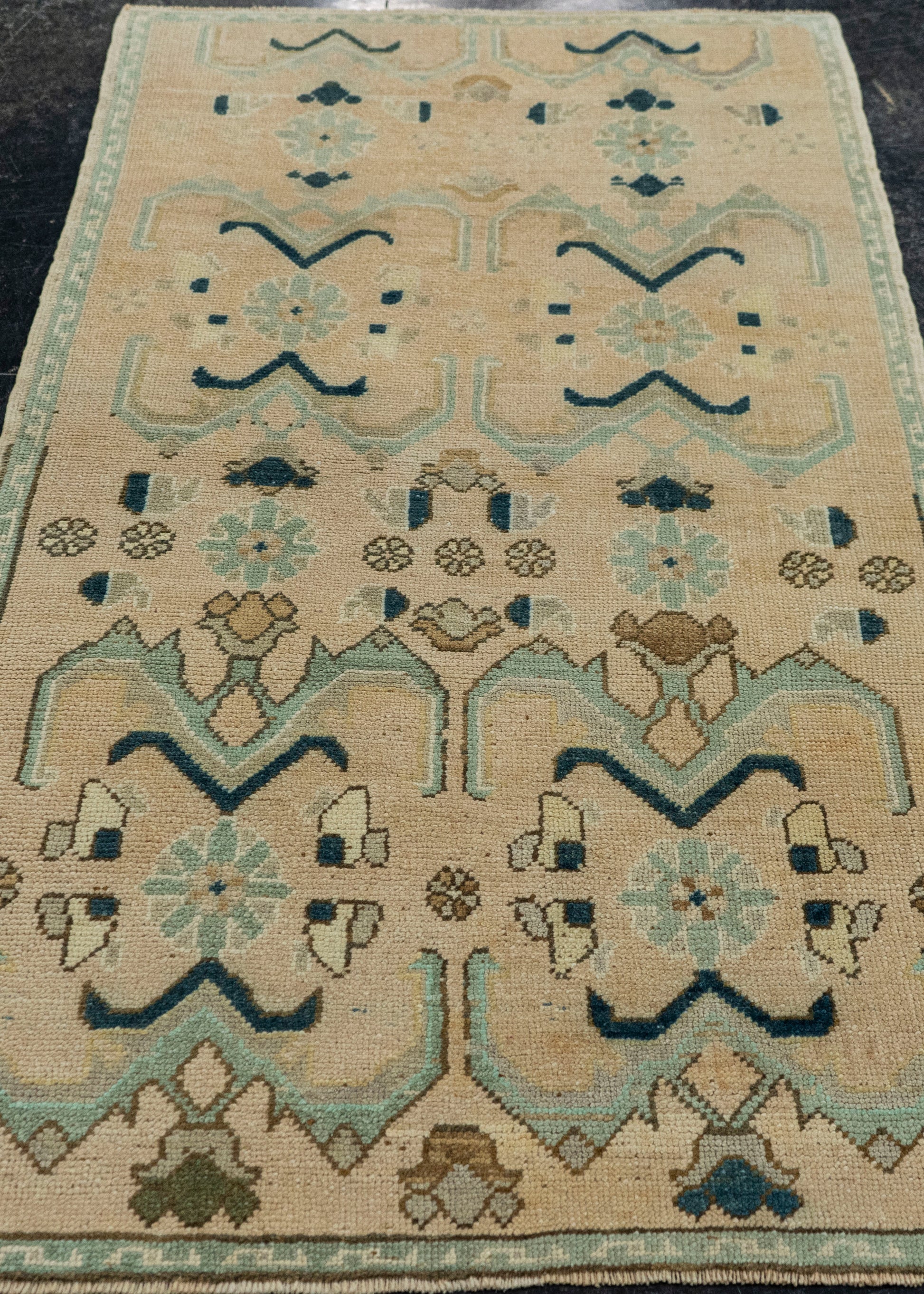 Turkish Vintage Rug  3' x 5'10" #20828