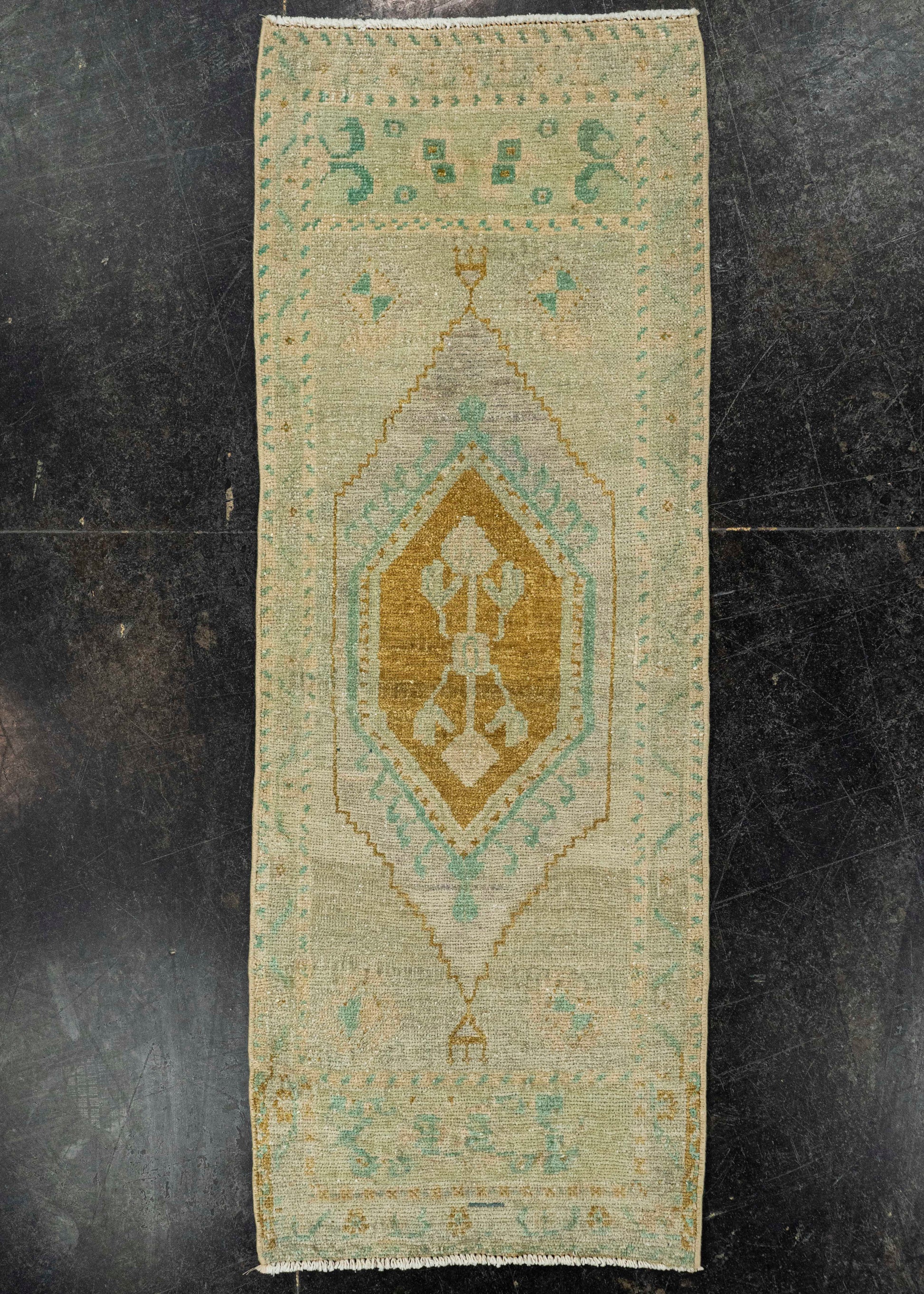 Turkish Yastik Rug  1'6" x  4'1" #22531