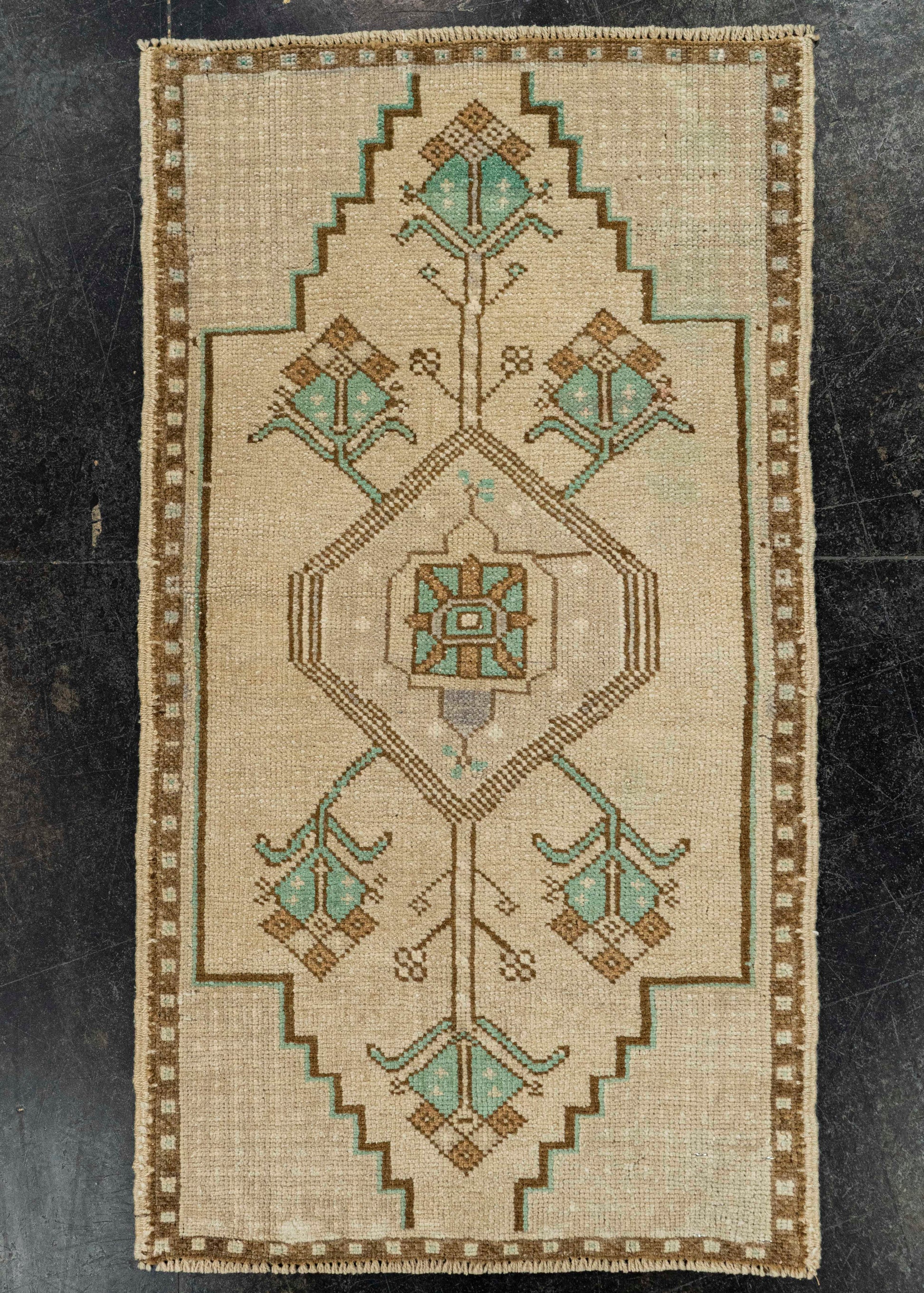 Turkish Yastik Rug  1'9" x  3'1" #22620
