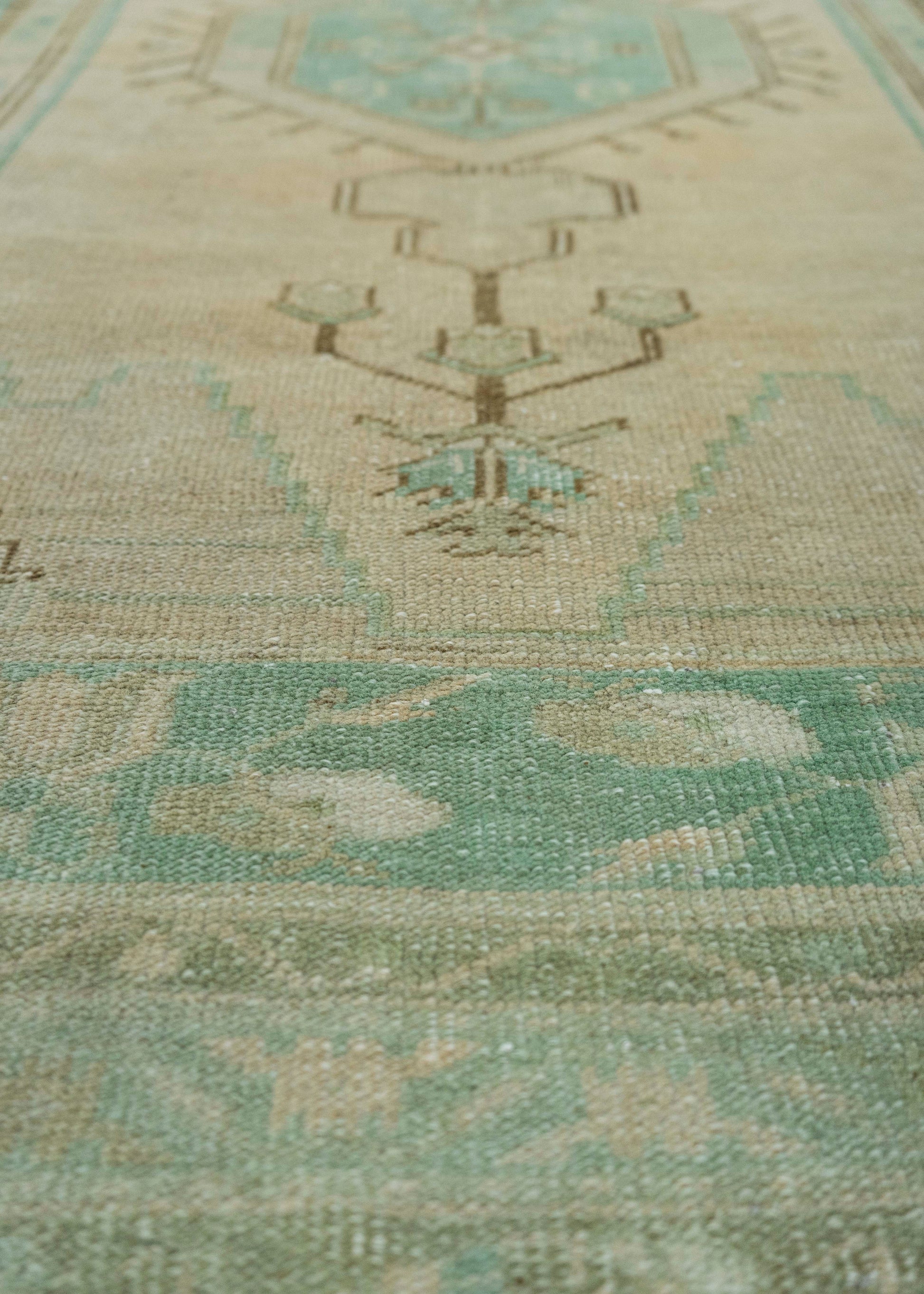 Turkish Vintage Rug  2'11" x 5'4" #20821