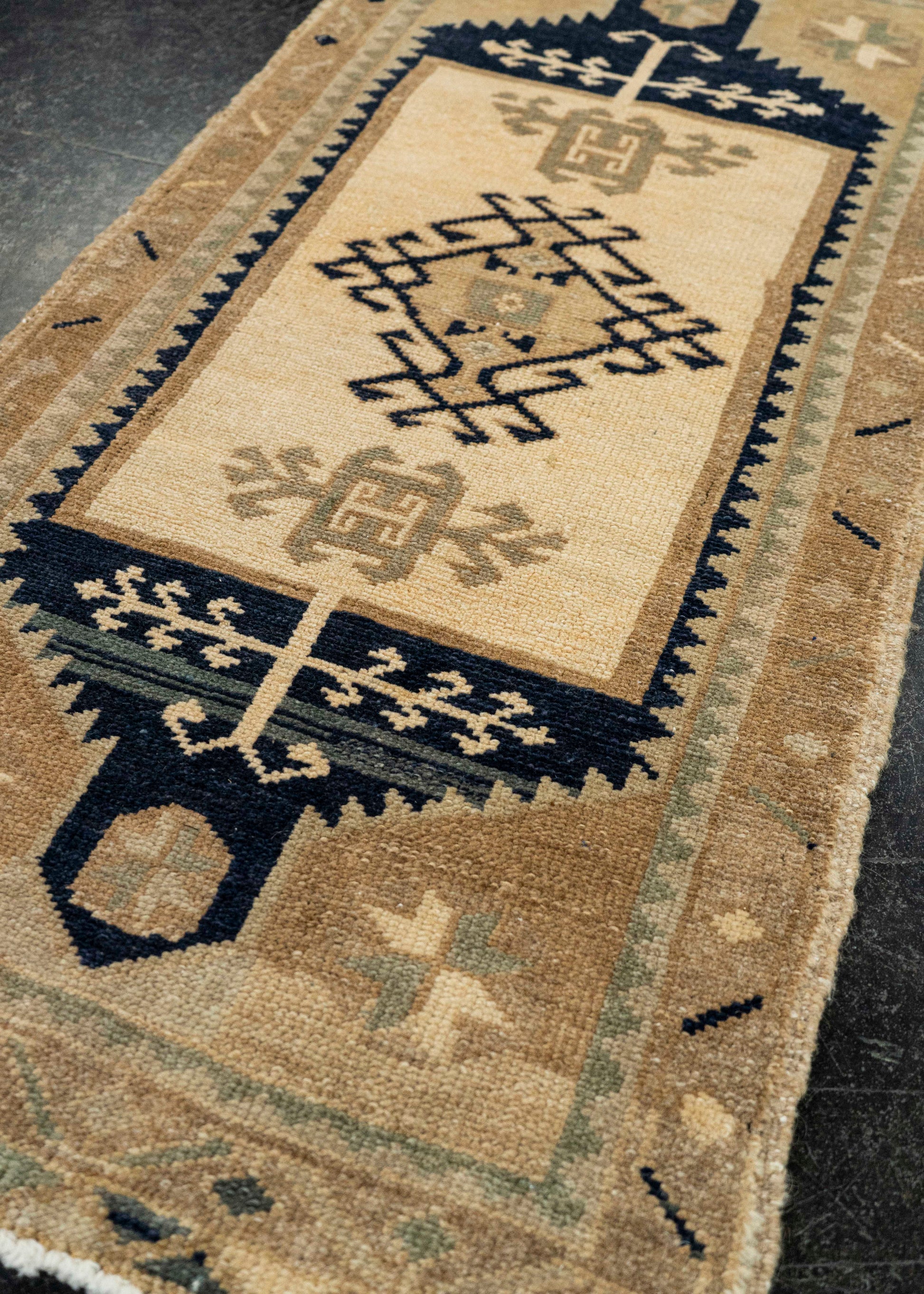 Turkish Yastik Rug  1'9" x  3'8" #22612