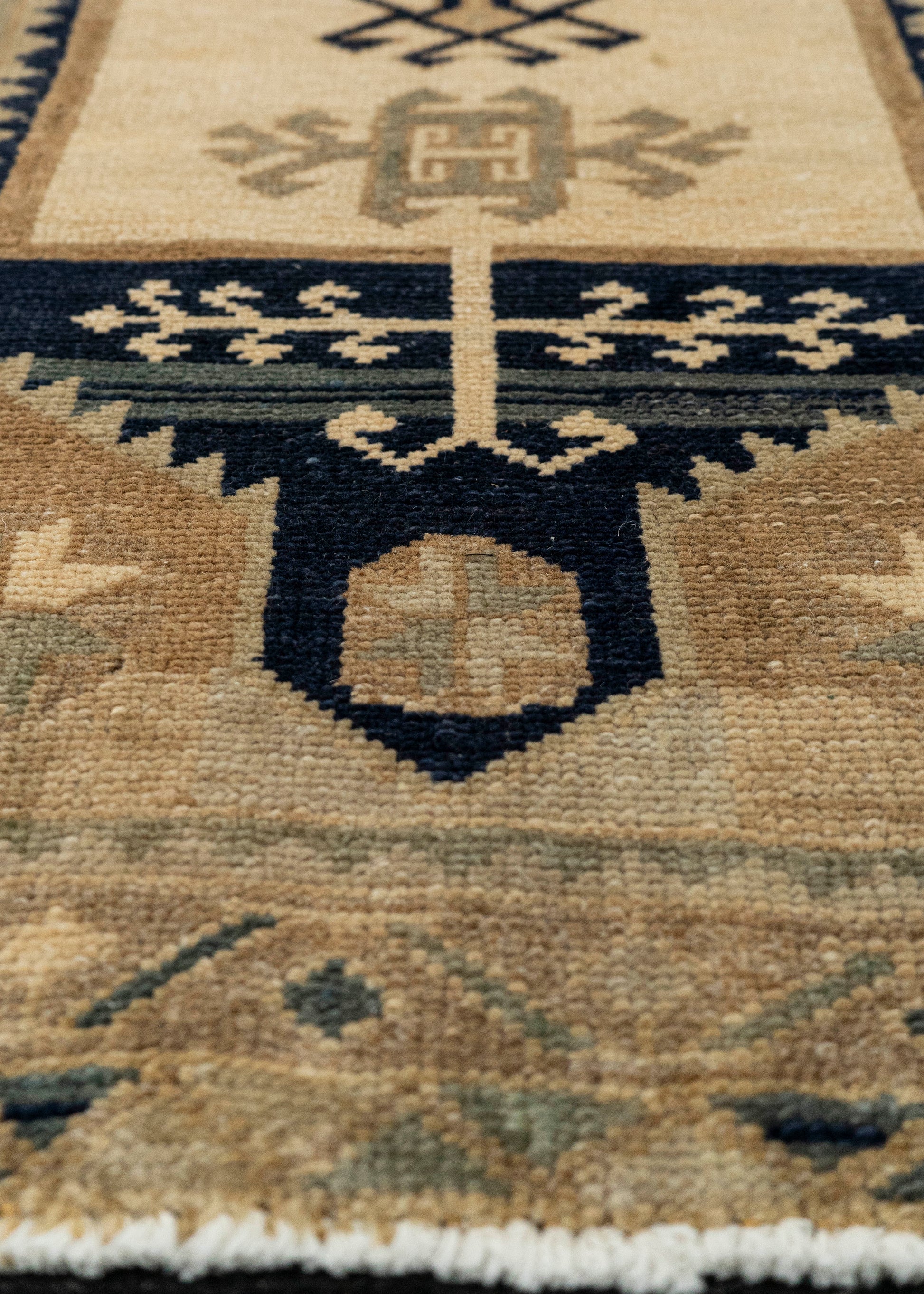 Turkish Yastik Rug  1'9" x  3'8" #22612