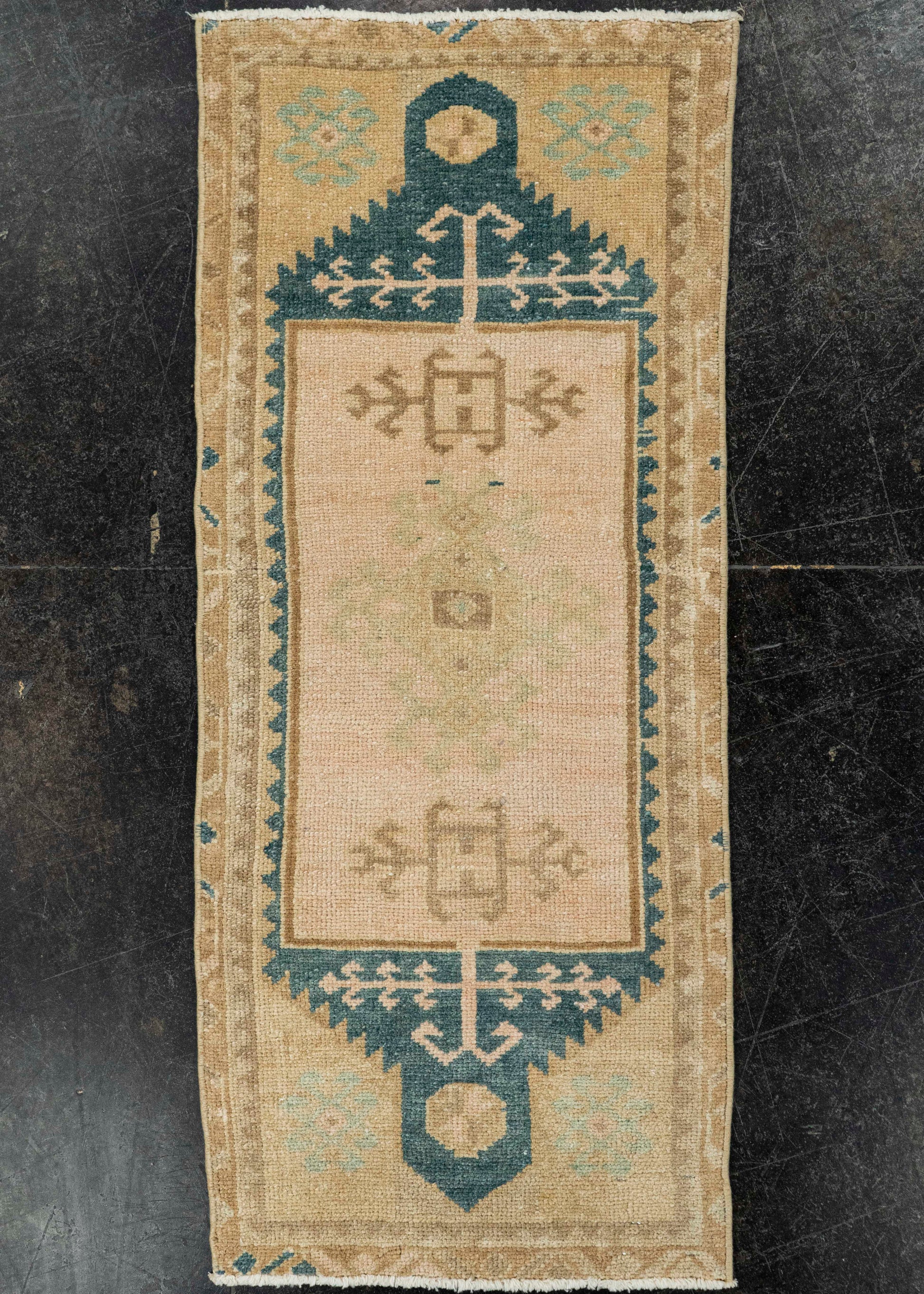 Turkish Yastik Rug  1'6" x  3'5" #22596