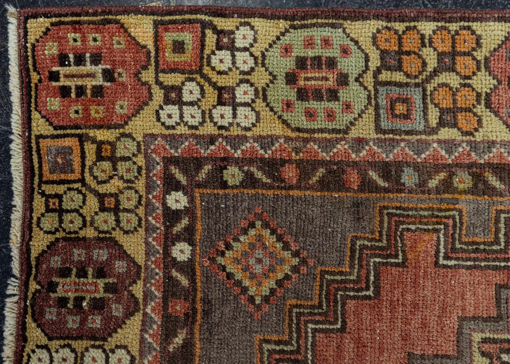 Turkish Vintage Rug  3'2" x 5'4" #20578
