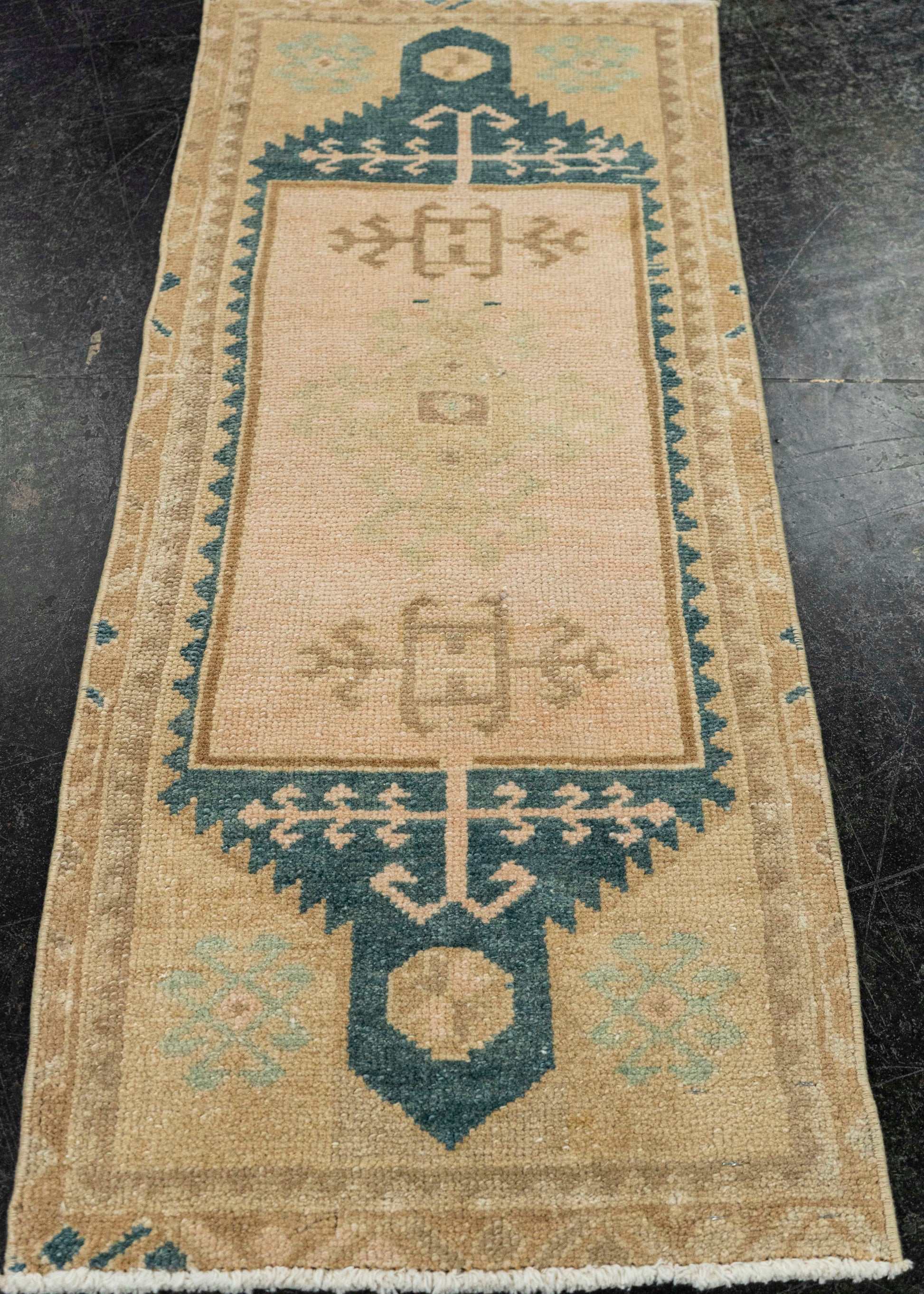 Turkish Yastik Rug  1'6" x  3'5" #22596