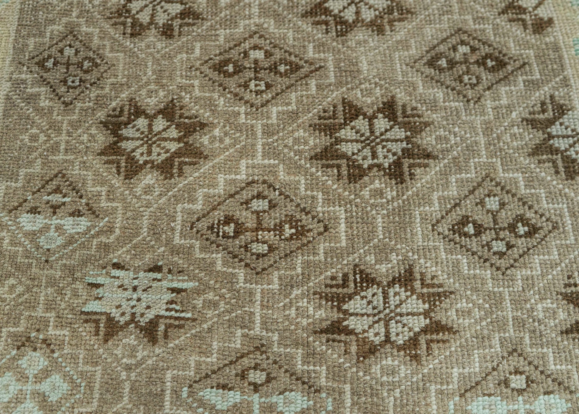 Turkish Vintage Rug  2'8" x 3'5" #20839
