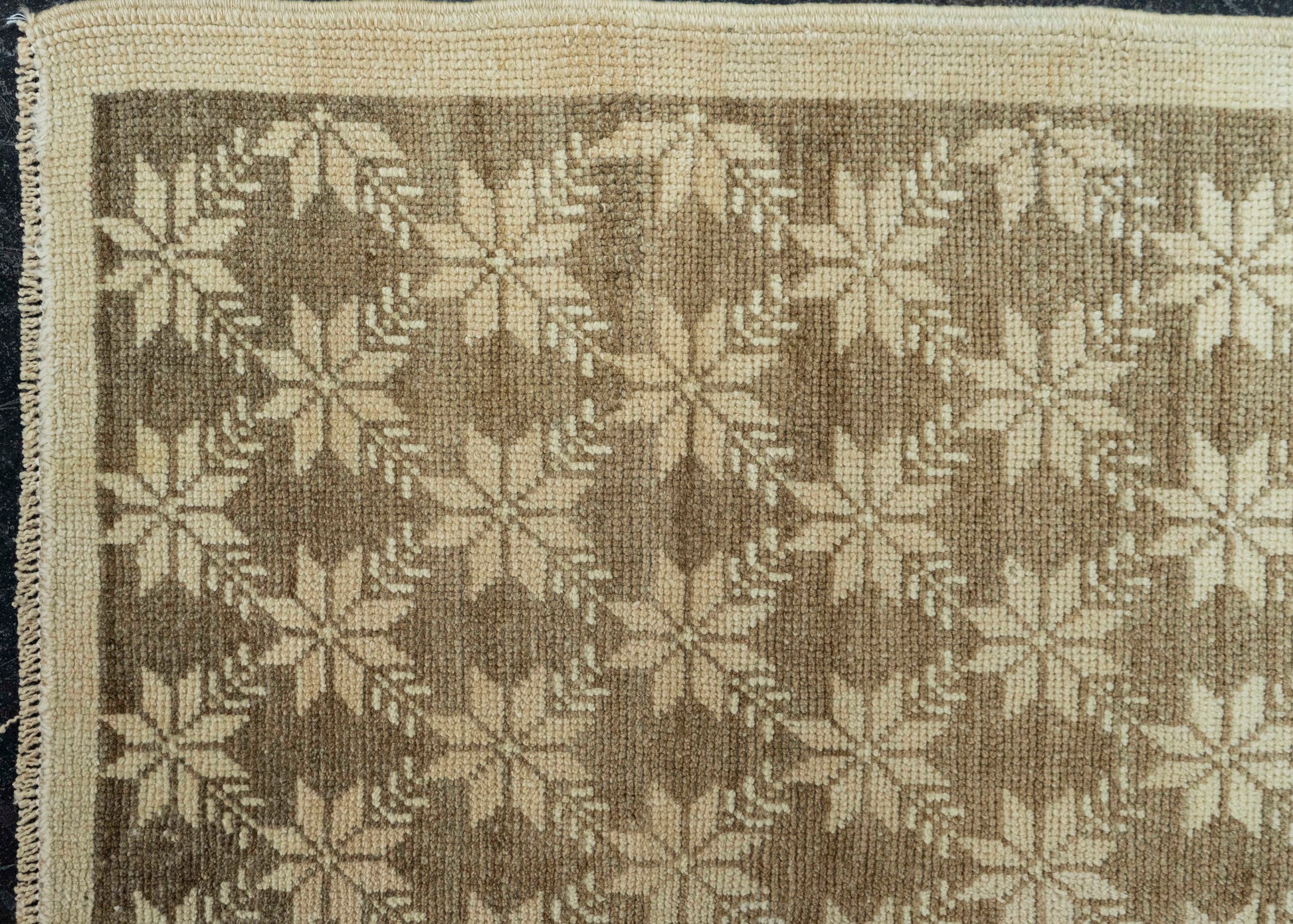Turkish Vintage Rug  2'9" x 5'7" #20807
