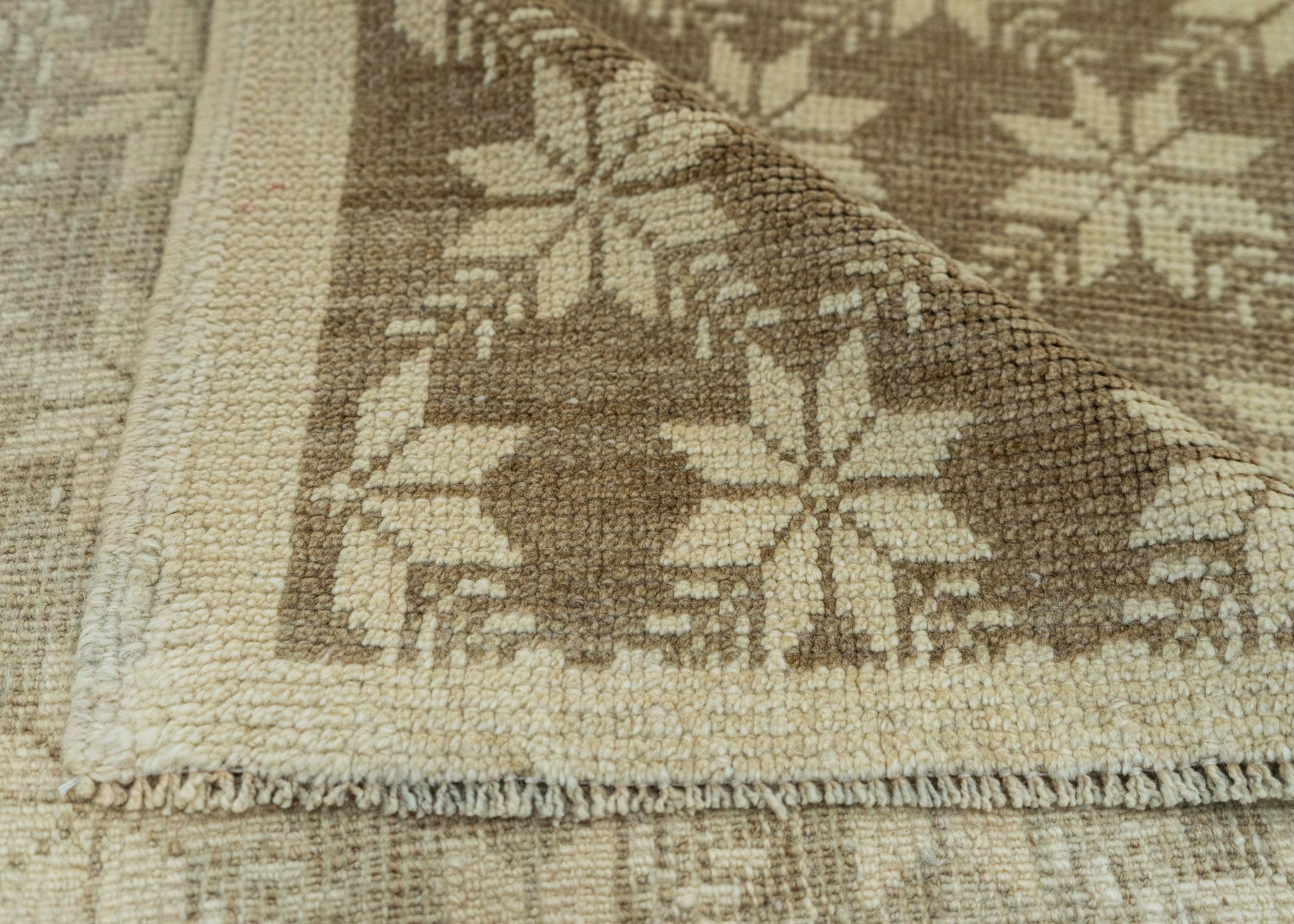 Turkish Vintage Rug  2'9" x 5'7" #20807