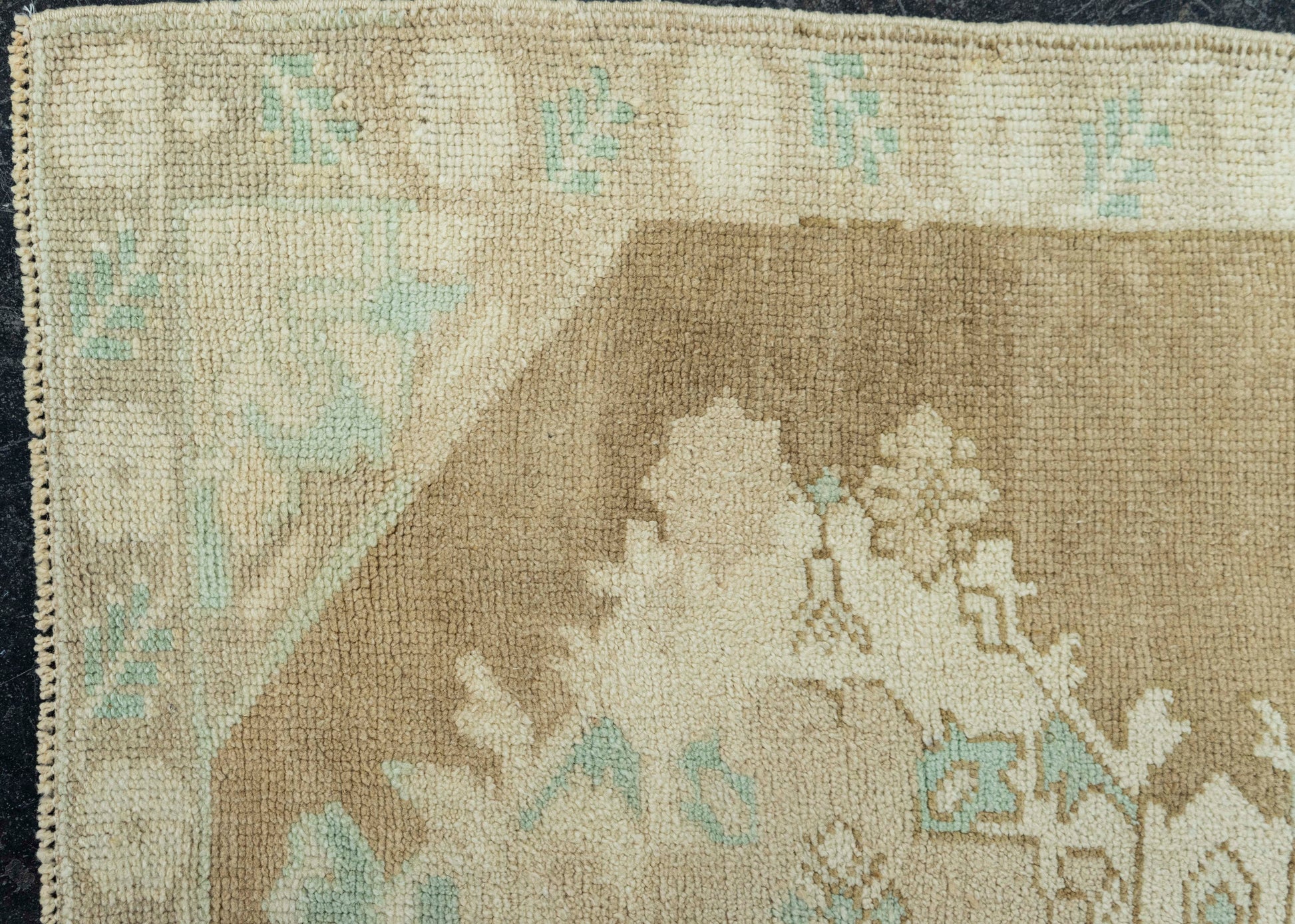 Turkish Vintage Rug  3'2" x 5'7" #20801