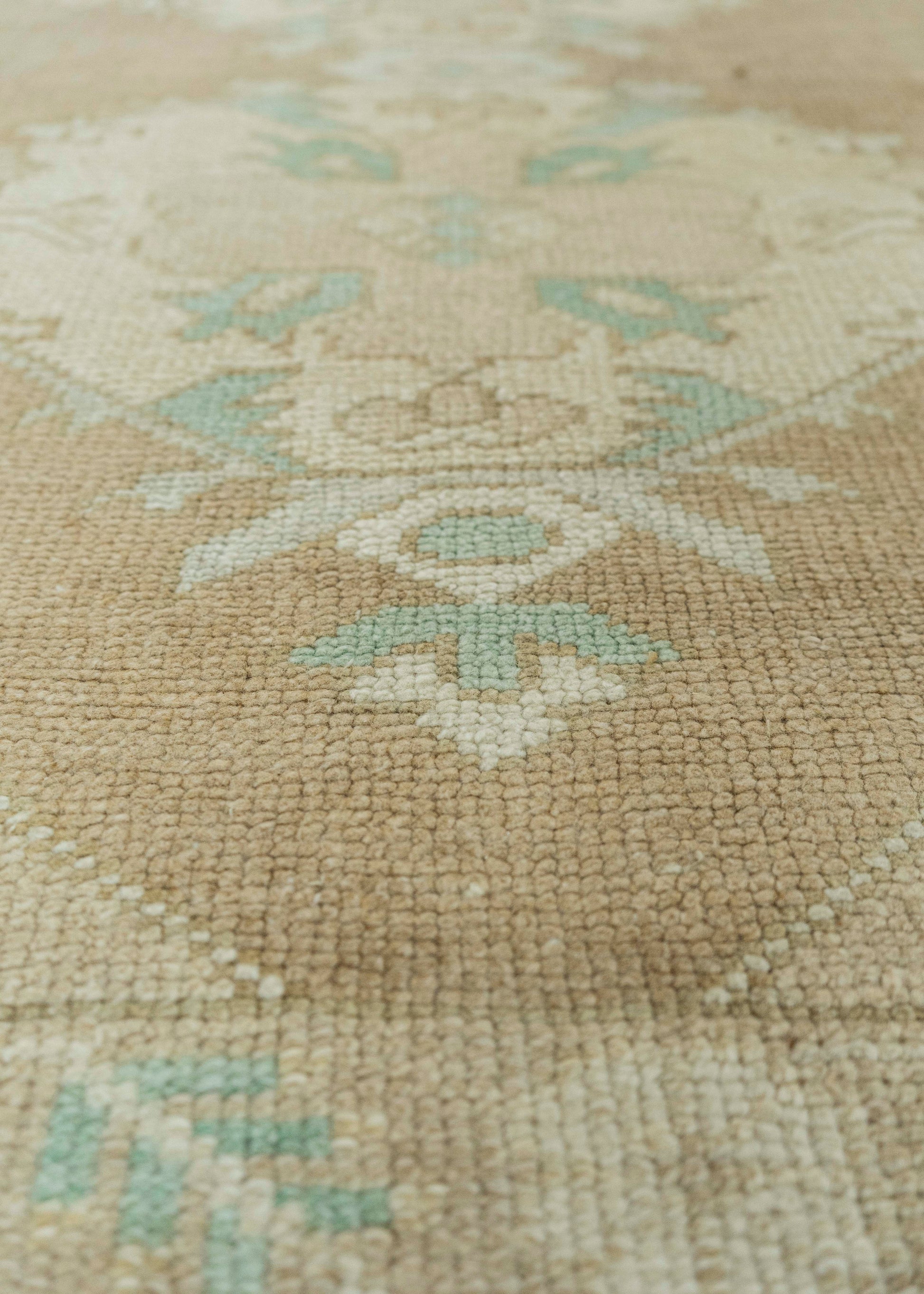 Turkish Vintage Rug  3'2" x 5'7" #20801