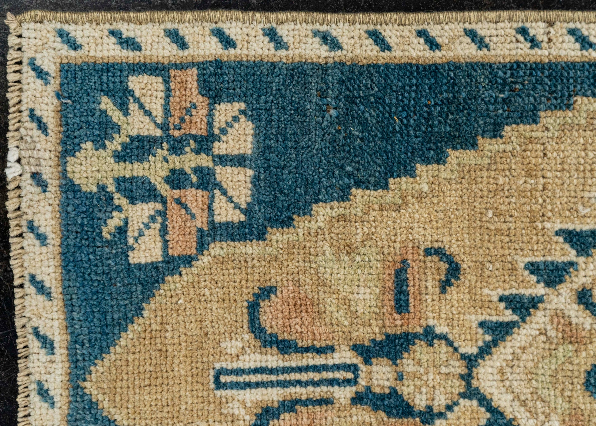 Turkish Yastik Rug  1'3" x  2'10" #22571
