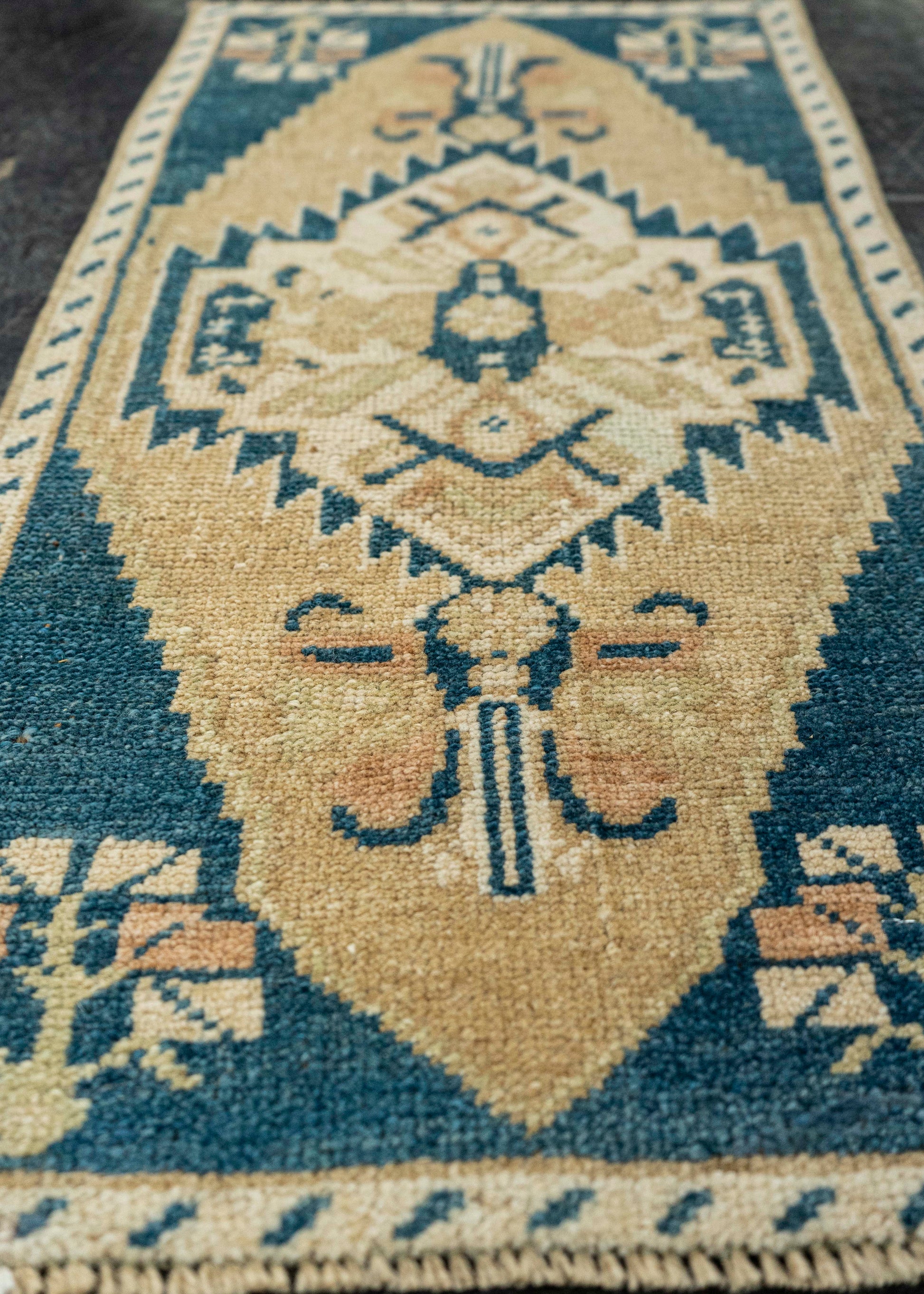 Turkish Yastik Rug  1'3" x  2'10" #22571