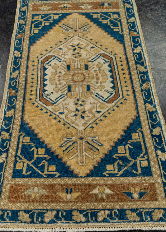 Turkish Yastik Rug  2'10" x  3'5" #22607