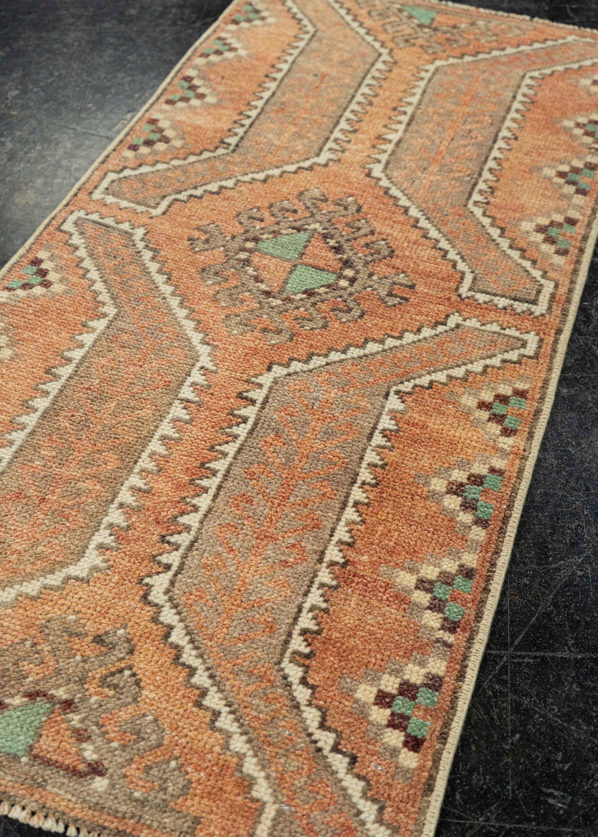 Turkish Yastik Rug  1'6" x  3'0" #22580