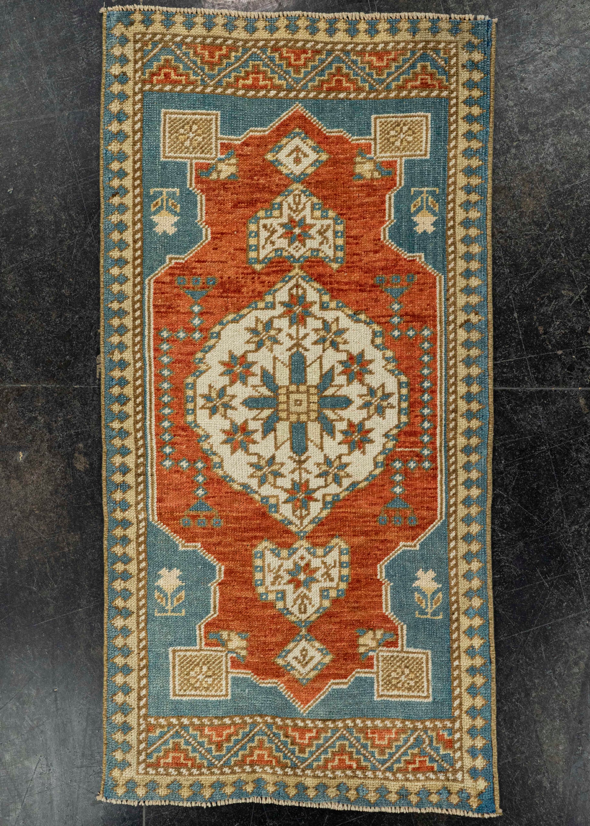 Turkish Yastik Rug  1'10" x  3'7" #22665