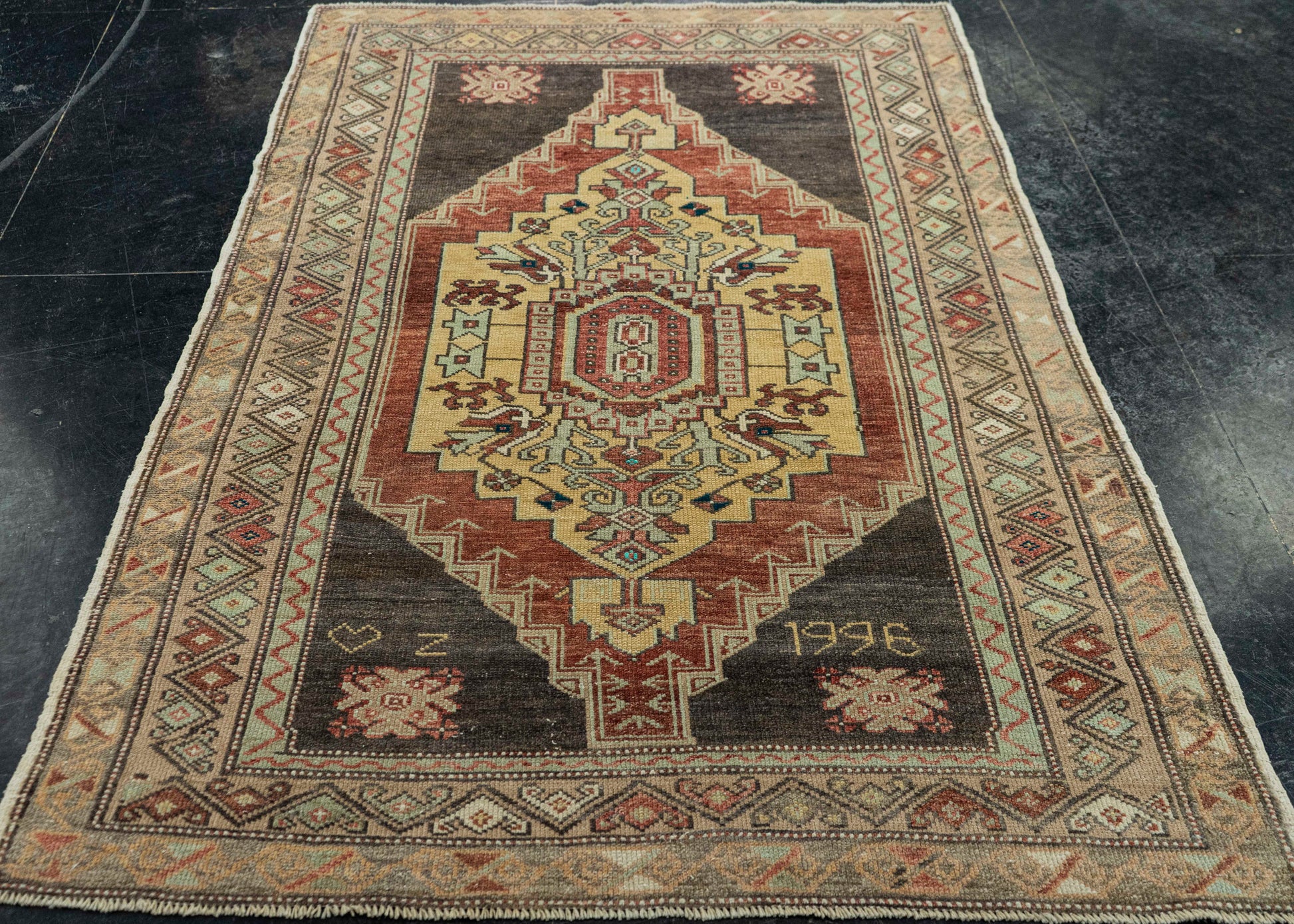 Turkish Vintage Rug  4'5" x 6'6" #20844