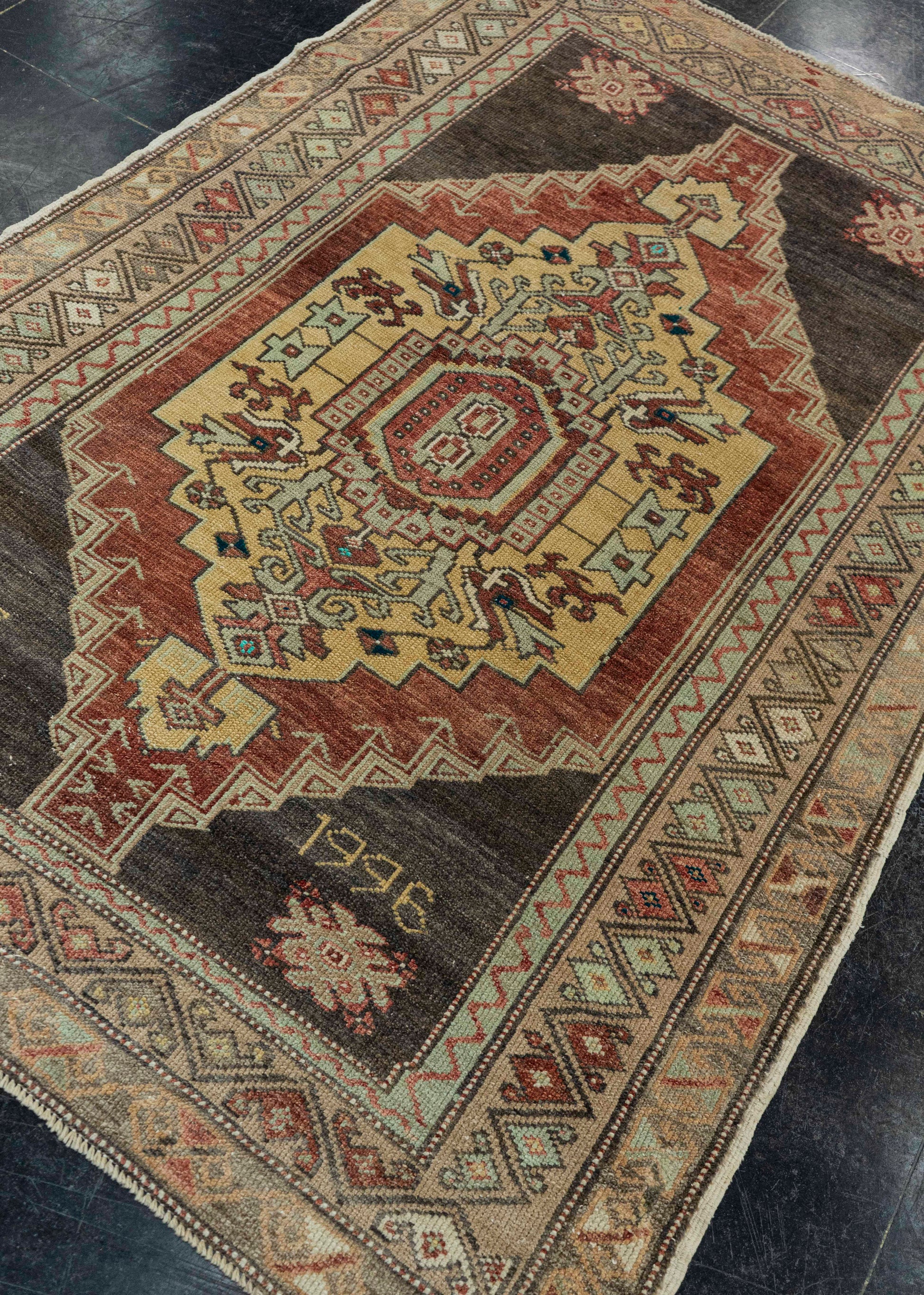 Turkish Vintage Rug  4'5" x 6'6" #20844