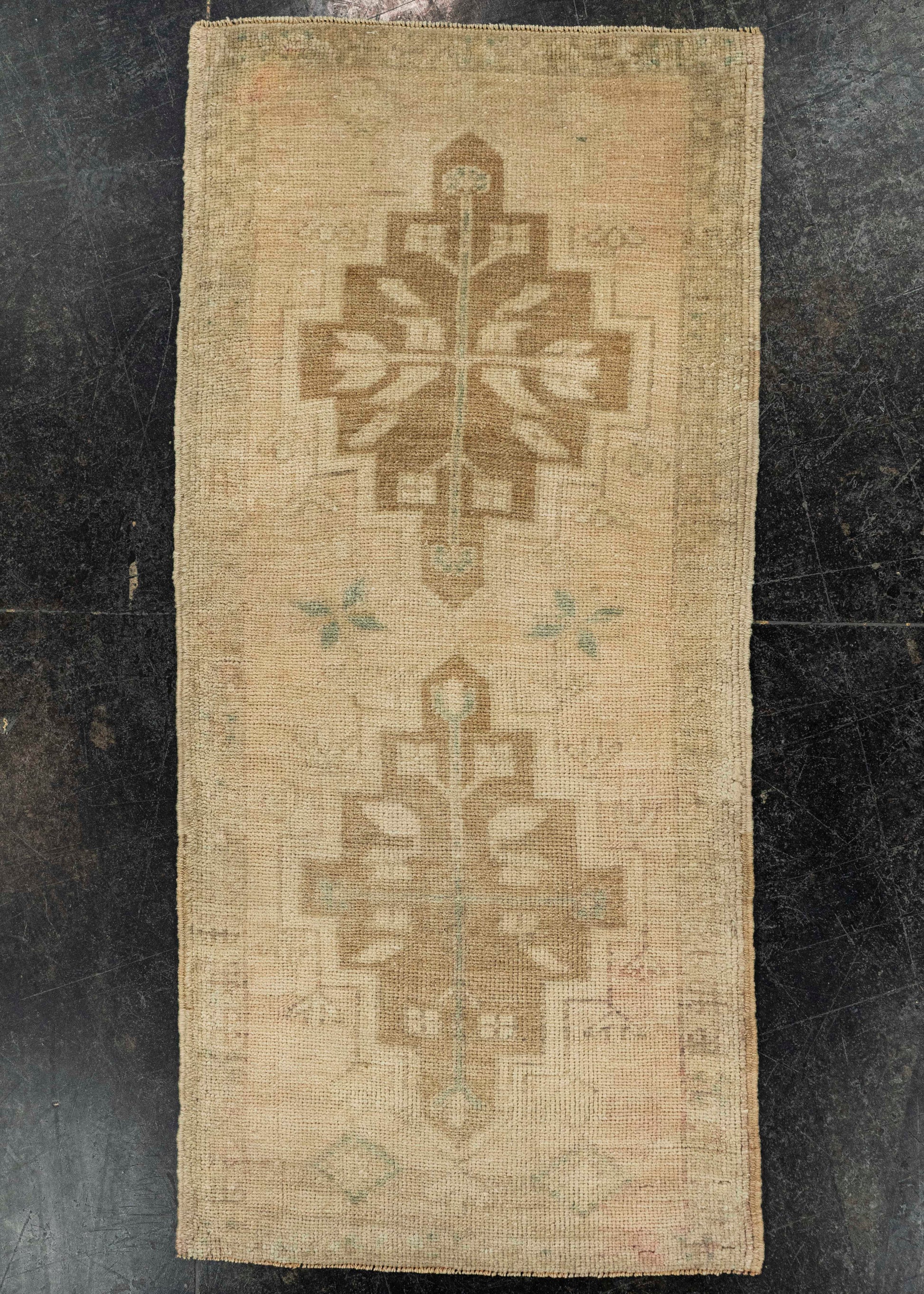 Turkish Yastik Rug  1'7" x  3'6" #22116