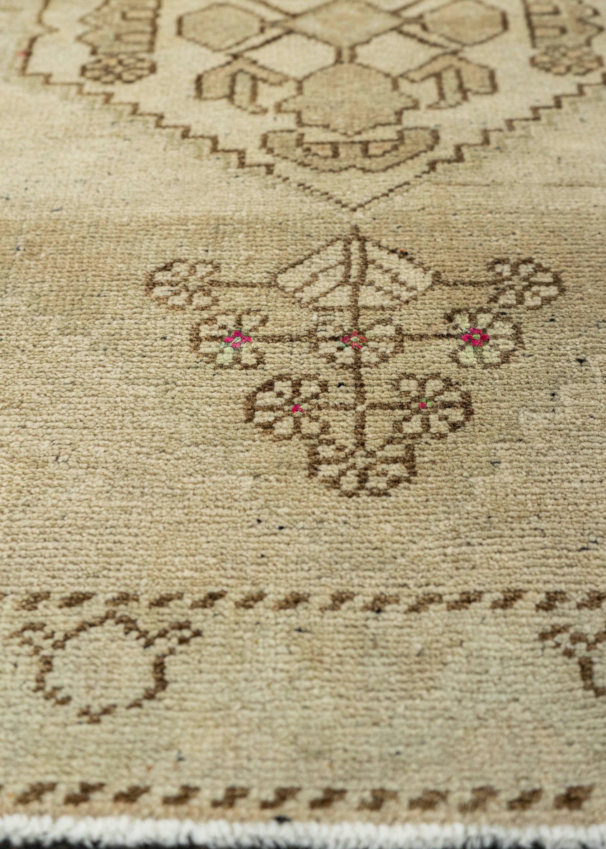Turkish Yastik Rug  1'6" x  2'10" #22102