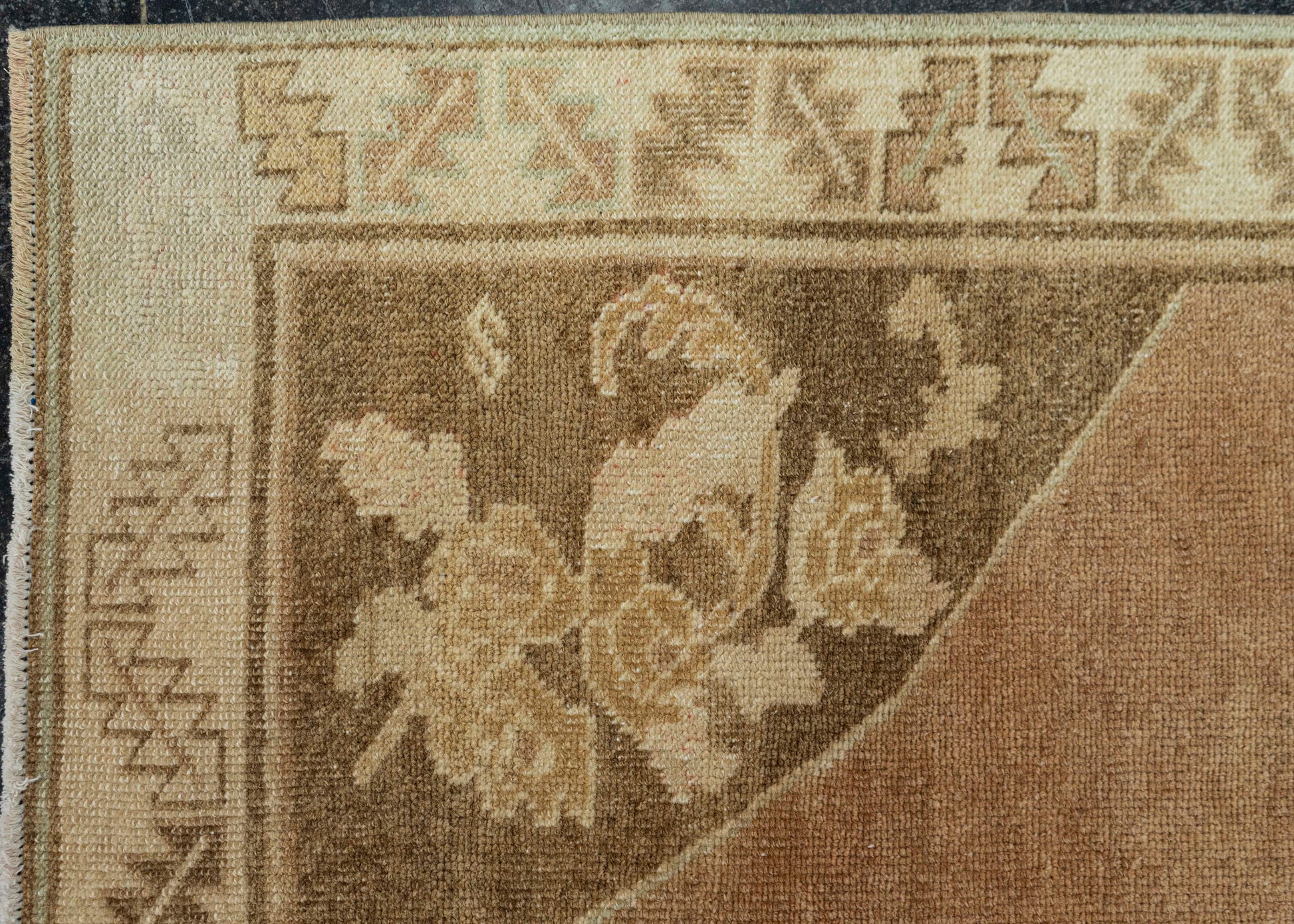 Turkish Vintage Rug  3'8" x 7'2" #20531